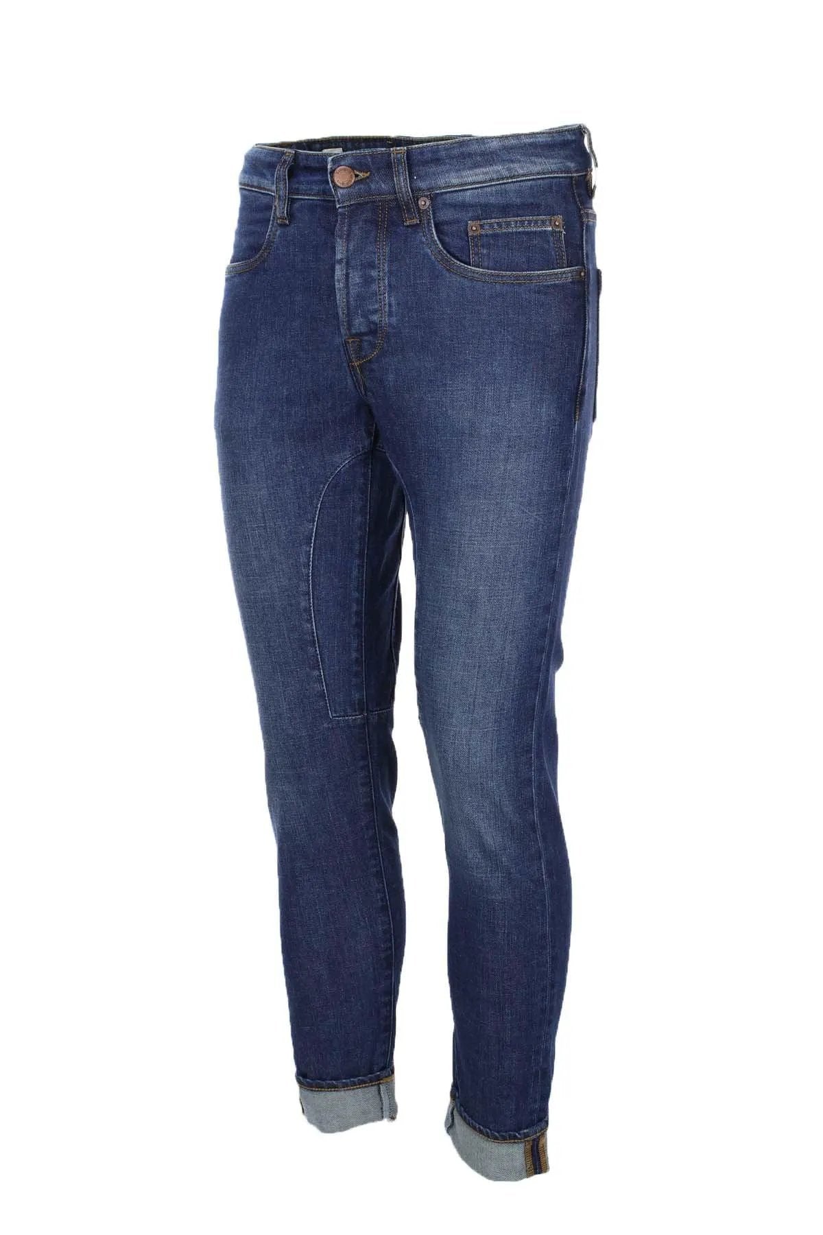 Jeans uomo denim blu modello slim fit con risvolto, stile casual moderno