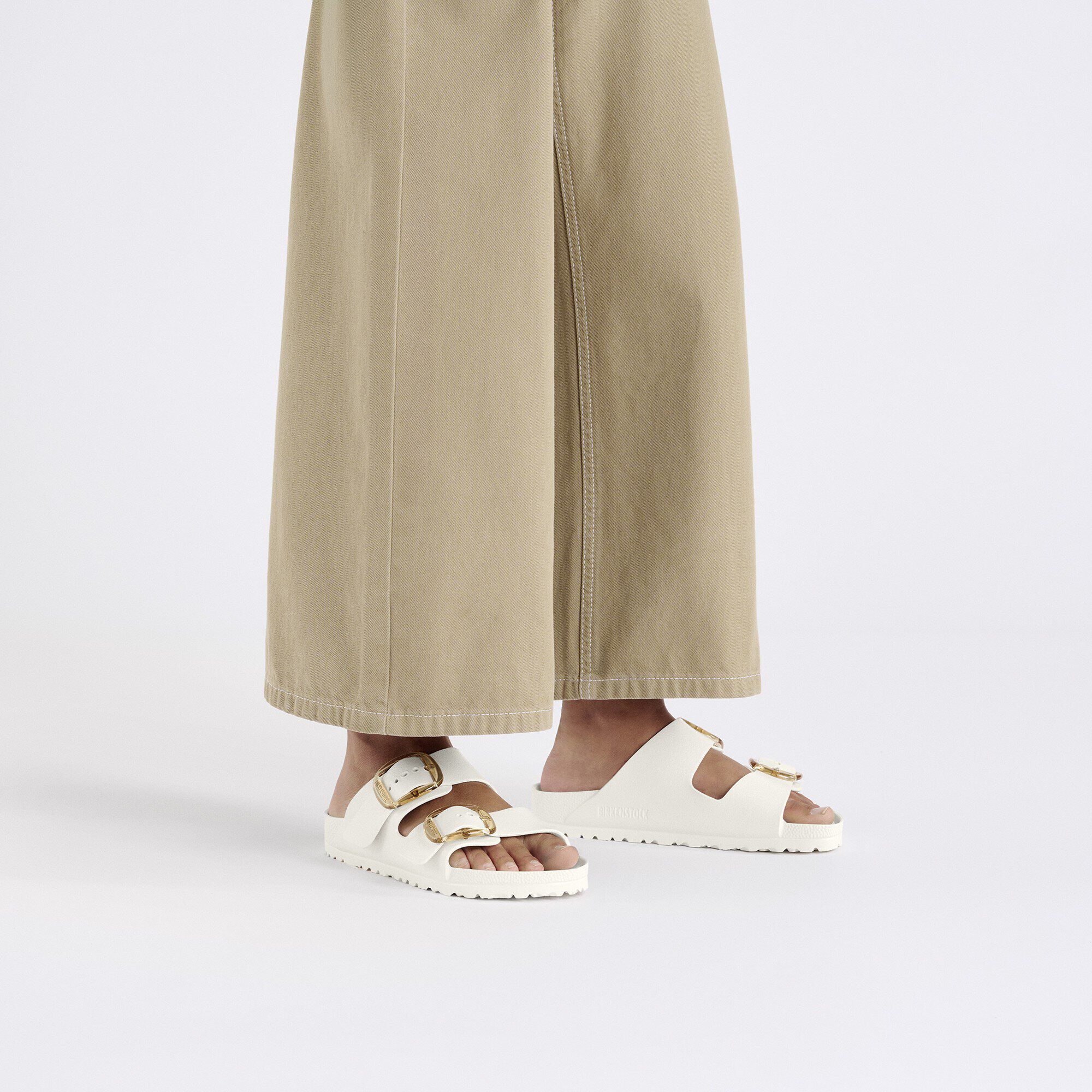 BIRKENSTOCK 1029651 SANDAL Arizona Big Buckle EVA eggshell