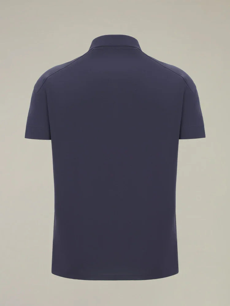 Polo uomo blu navy a maniche corte, vista posteriore, abbigliamento elegante casual