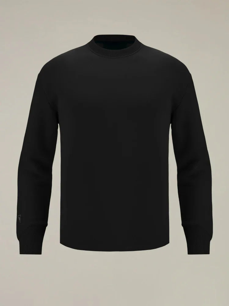Maglione nero uomo girocollo, stile minimal, moda Made in Italy, sfondo neutro