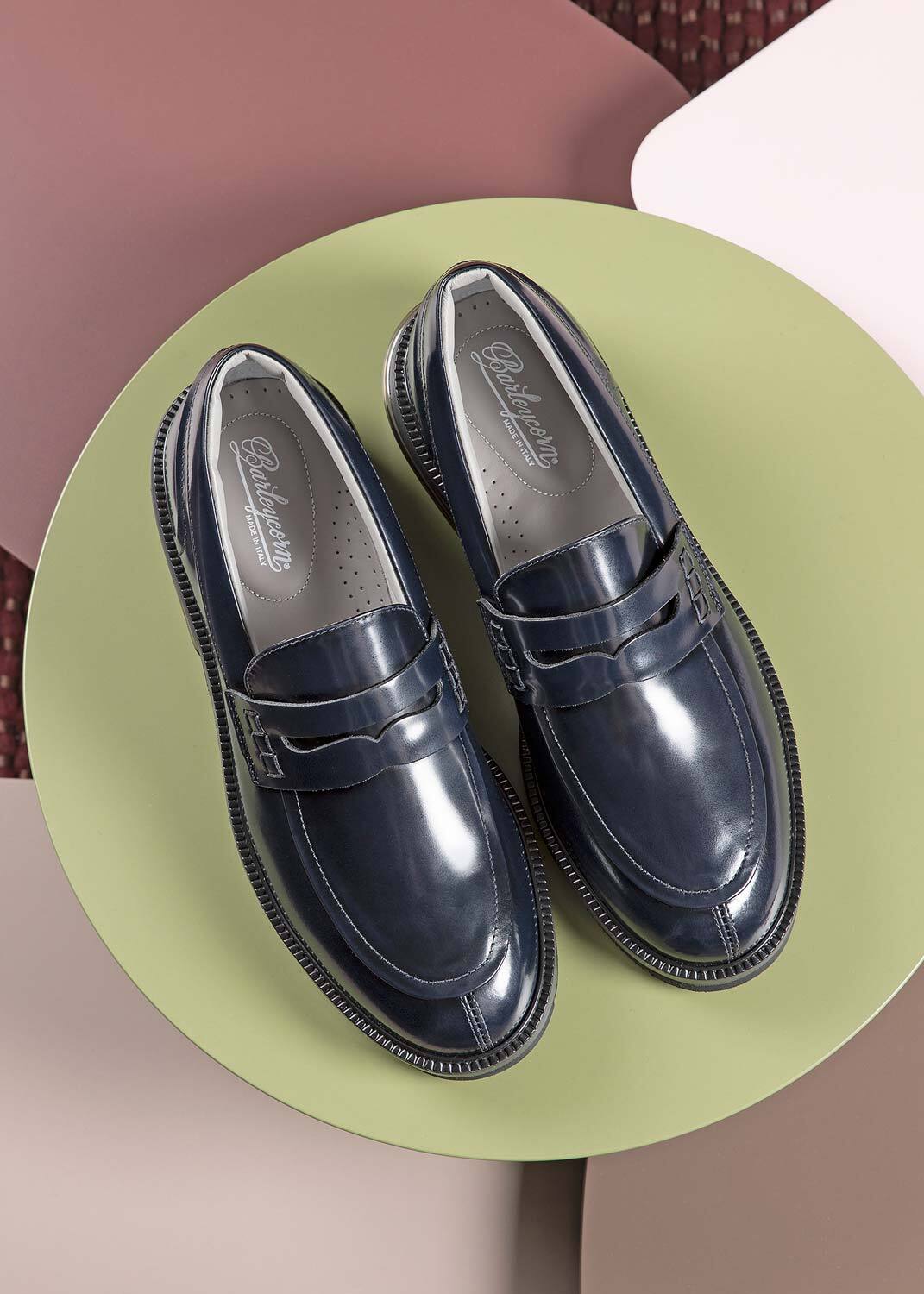 BARLEYCORN UW20A8890MBC11KB Air Mocassin Blue Leather