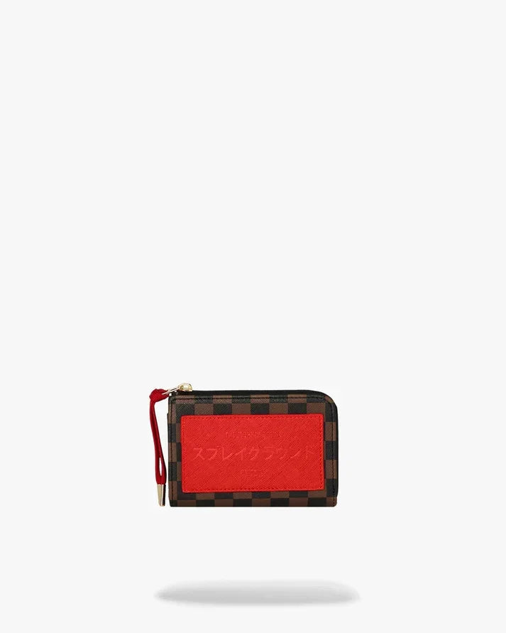 Portafoglio uomo piccolo a scacchi marrone e nero con dettaglio rosso, zip e scritta.