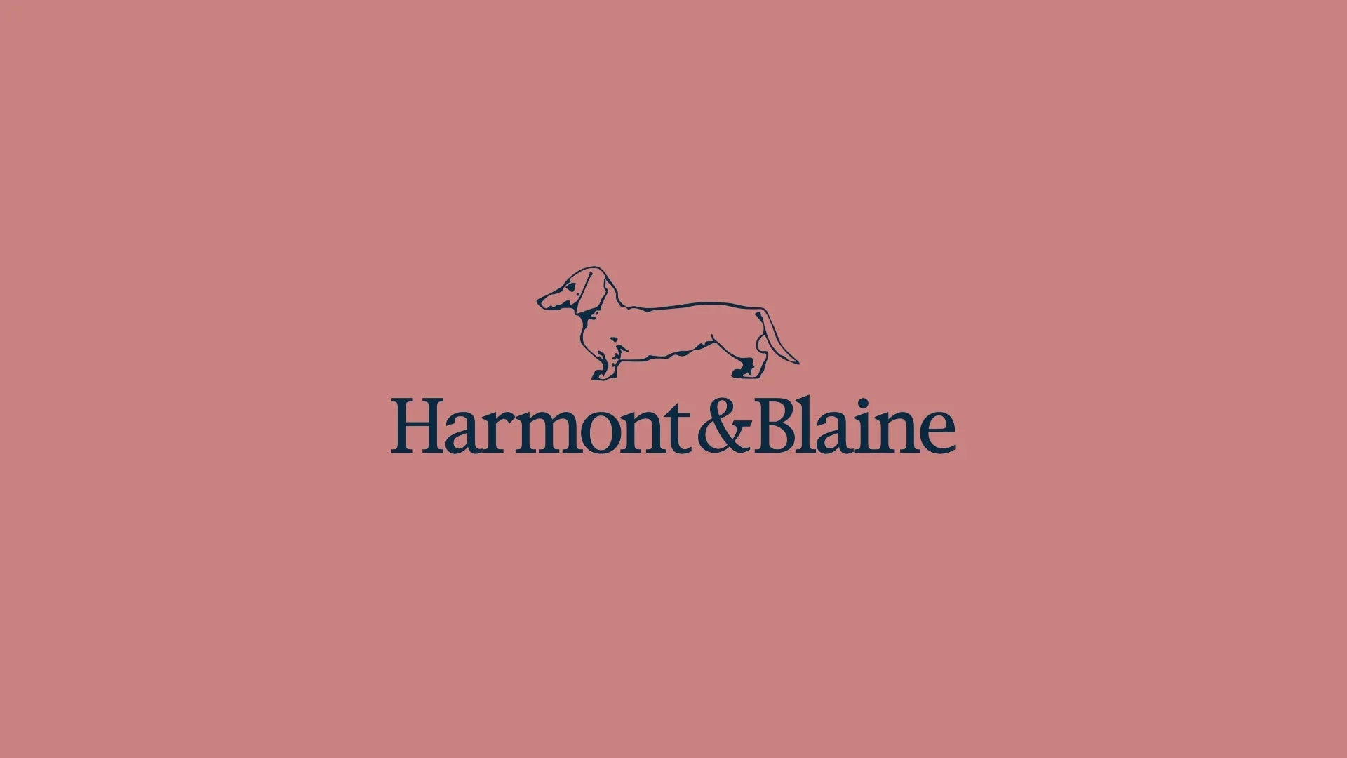 Logo Harmont & Blaine con cane bassotto su sfondo rosa, moda e abbigliamento italiano