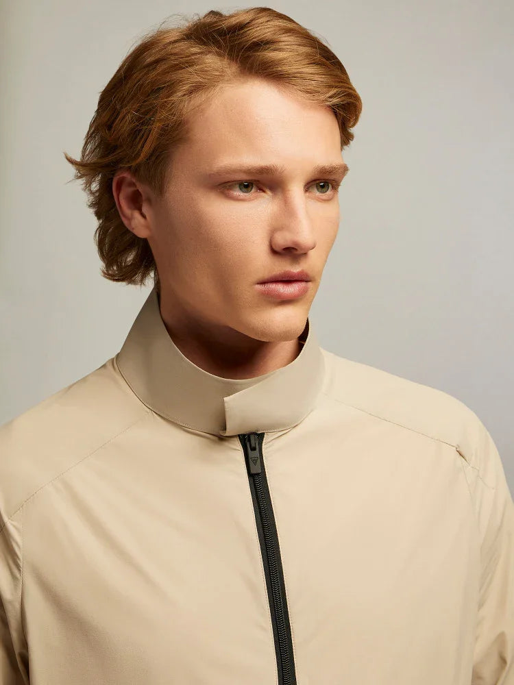 Giacca beige uomo moda elegante con zip nera, abbigliamento uomo, stile moderno