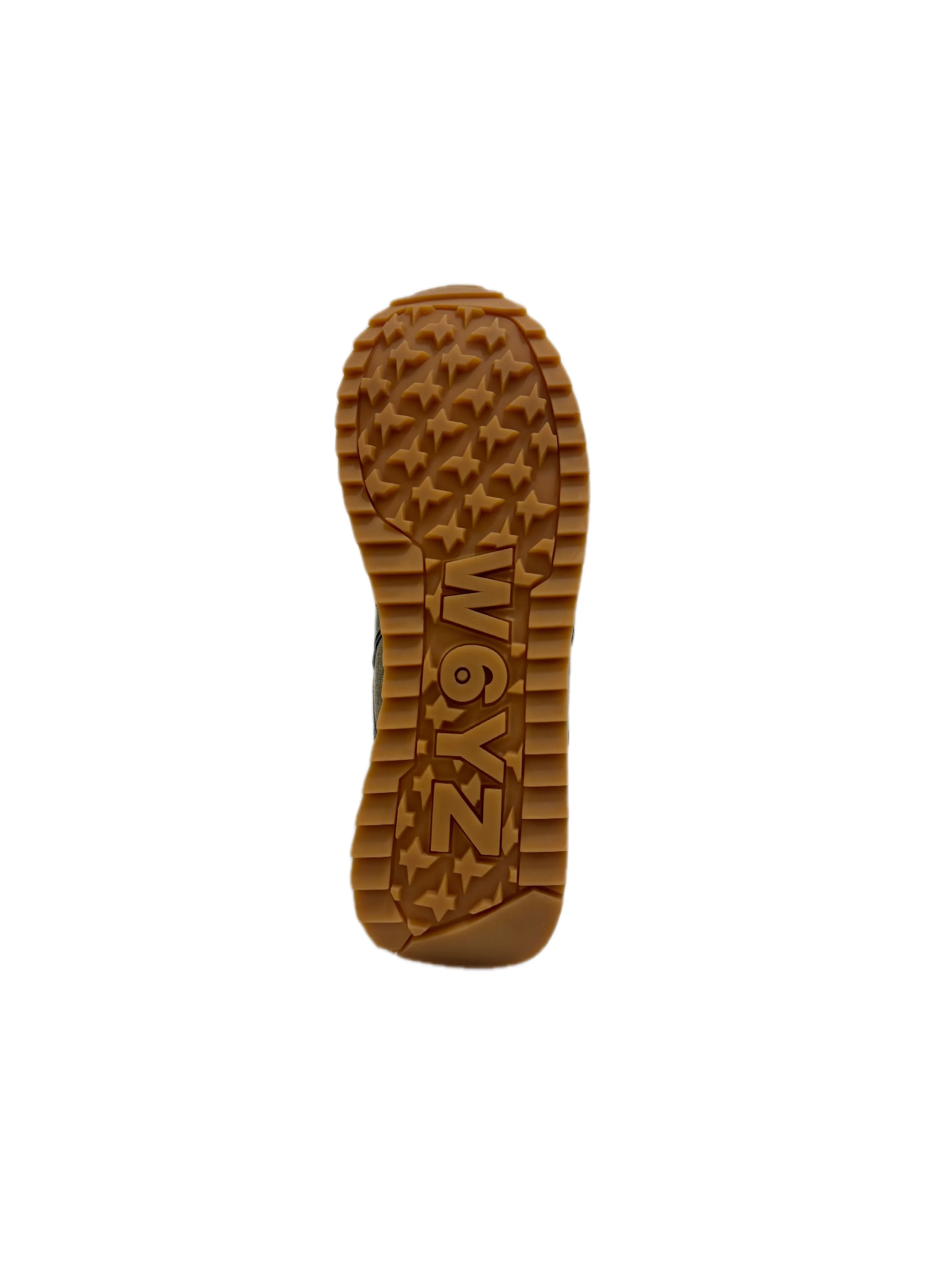 Suola scarpa uomo marrone con logo W6YZ e motivo stelle, calzature moda uomo