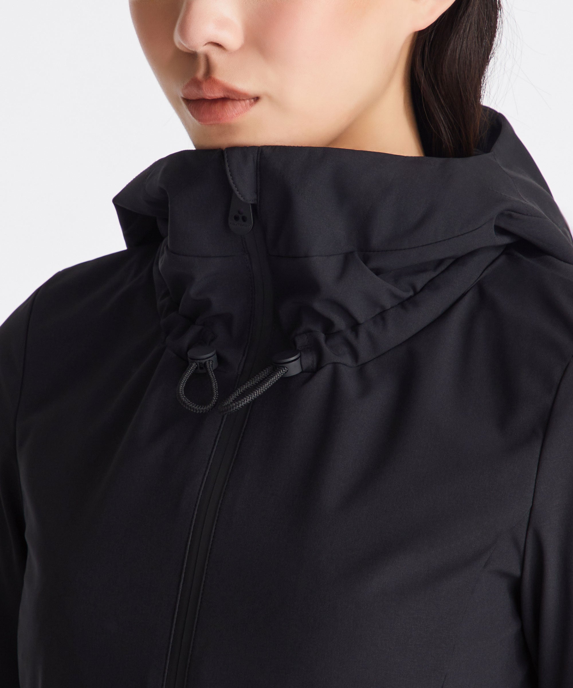 Giacca blouson PEUTEREY PED5573 con dettagli in nero, stile moderno e tessuto resistente, vista frontale.