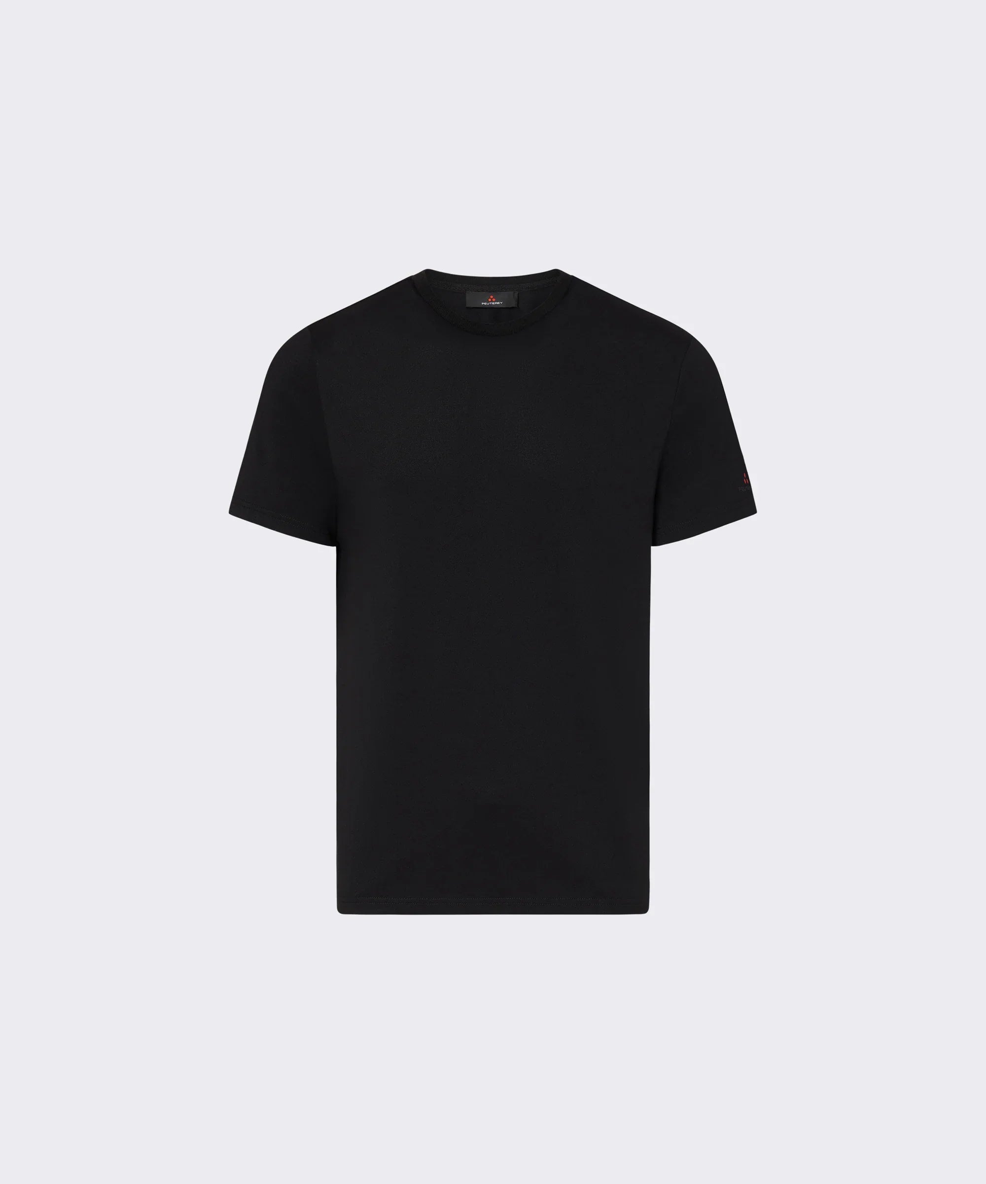 T-shirt nera uomo a maniche corte, girocollo, stile casual, su sfondo bianco