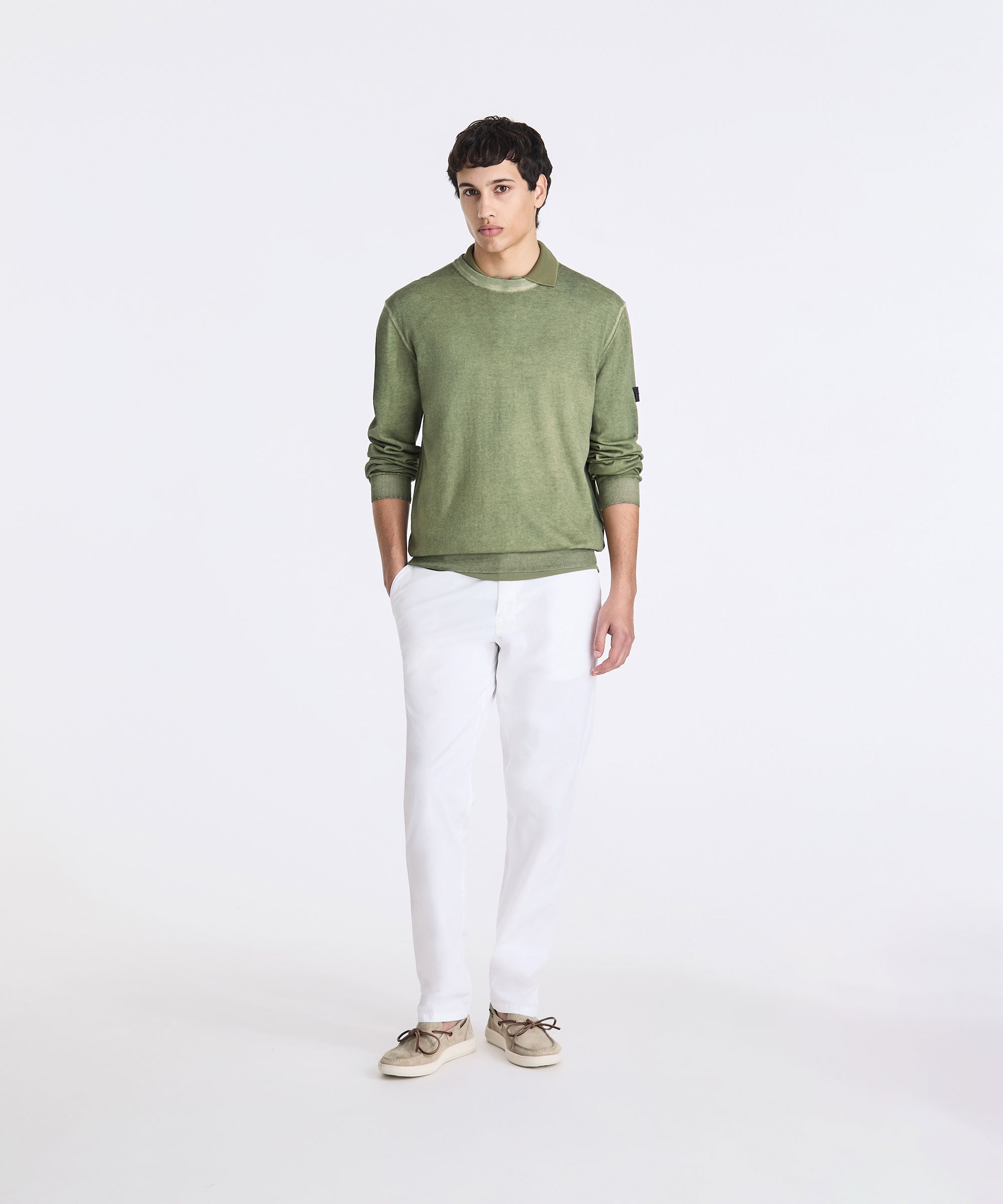 Maglione sportivo PEUTEREY PEU5841 471 KNIT RACE FRS 02, dettaglio della texture in tessuto con logo visibile.