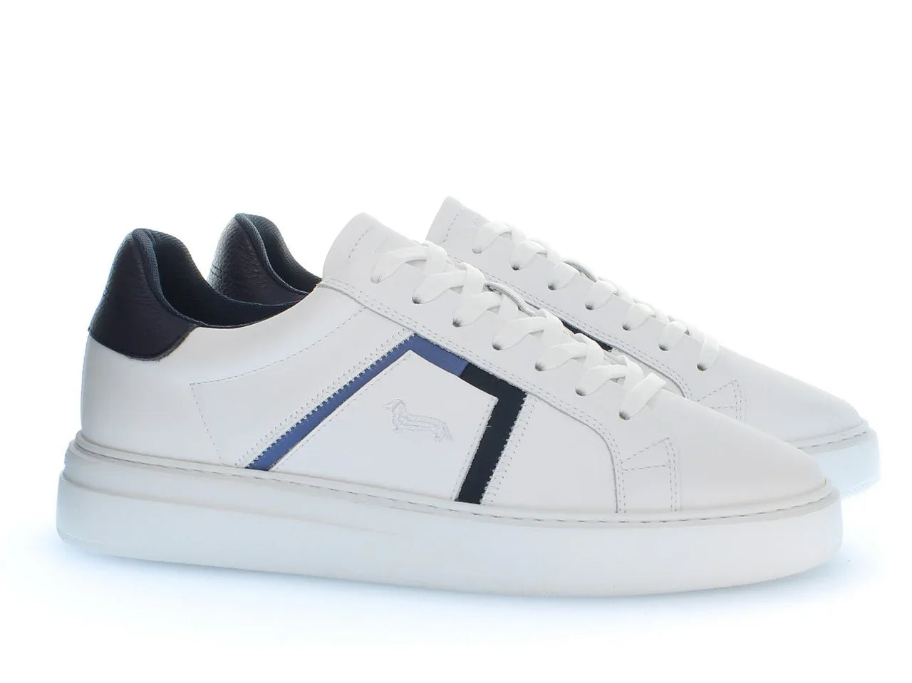 Sneakers uomo bianche in pelle con dettagli blu e logo laterale, moda casual elegante