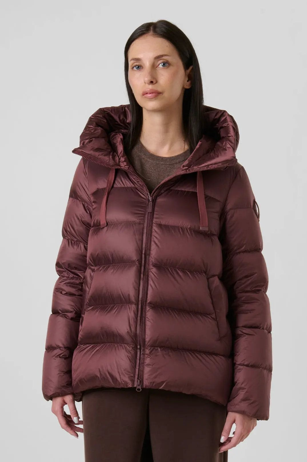 Piumino donna Bomboogie Rome Jacket Berry Chocolate 481 - Vista posteriore con cappuccio