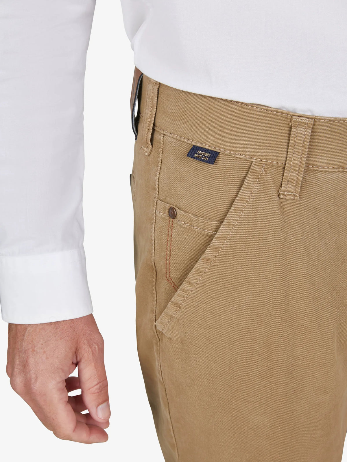Pantaloni Club of Comfort Garvey 8070 - Dettaglio frontale e tasca, tessuto bi-elastico