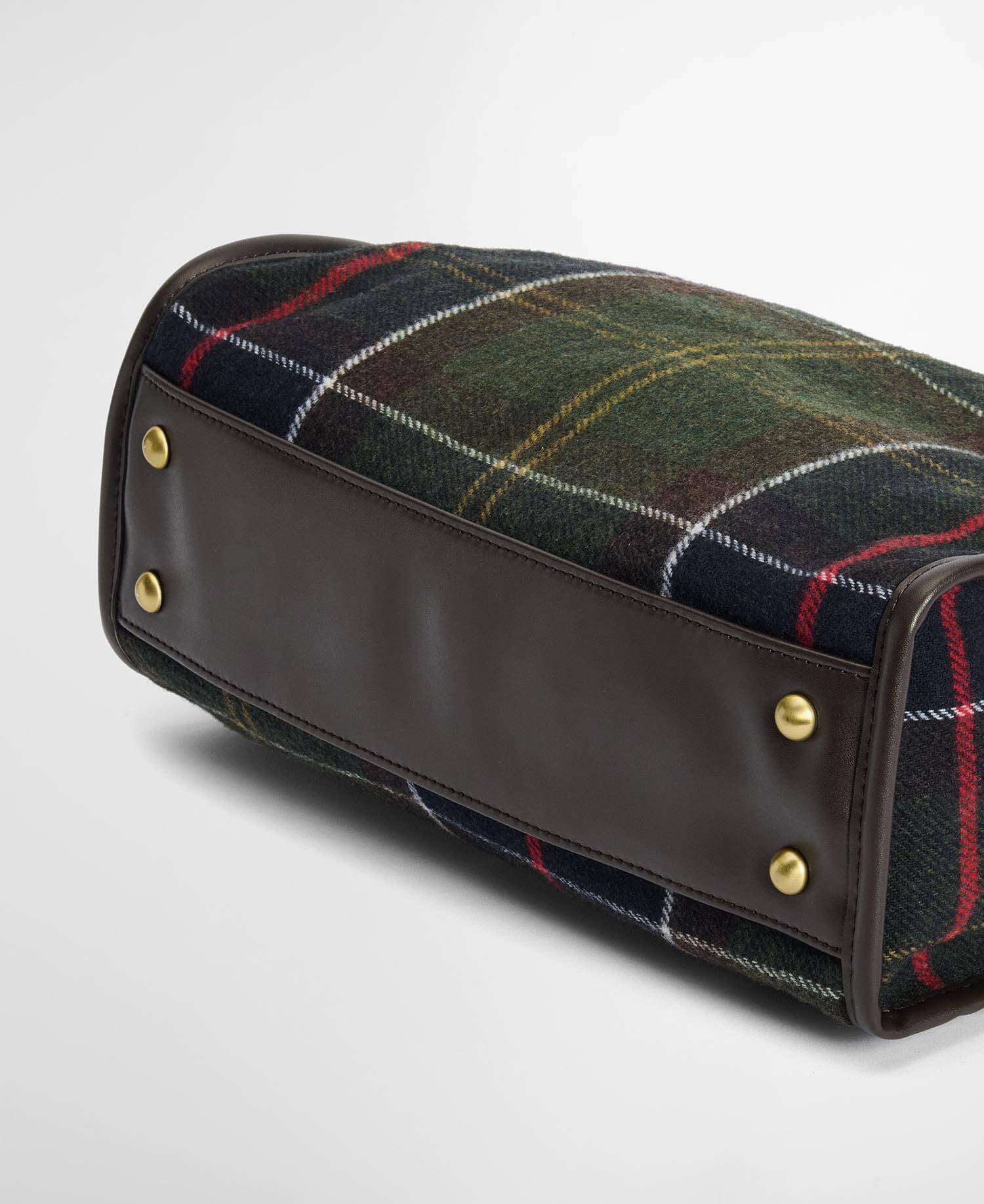 BARBOUR LBA0423 OL91 TOTE TURBERRY TARTAN TOTE