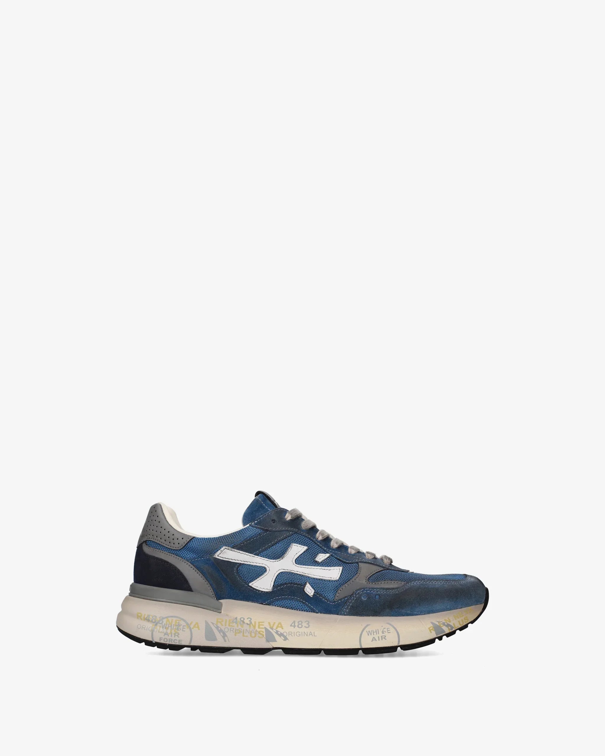 Sneaker uomo blu in pelle e tessuto con suola stampata, stile casual, fondo bianco