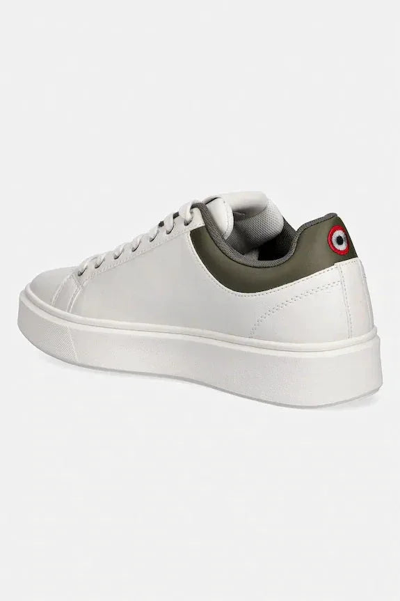 Sneaker bianca da uomo con dettaglio verde militare e logo tondo colorato sul tallone