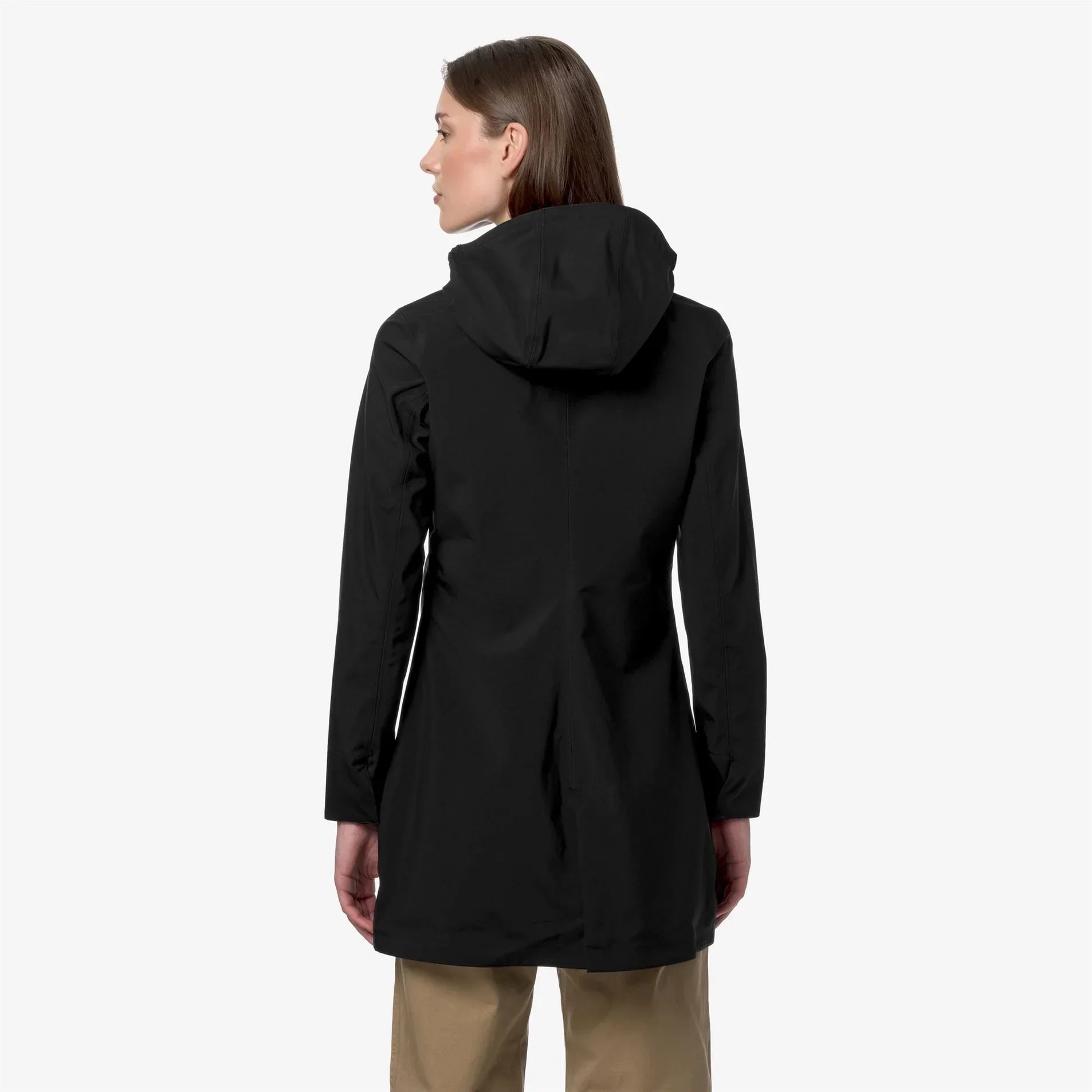 Giacca donna nera con cappuccio, vista posteriore, abbigliamento elegante casual
