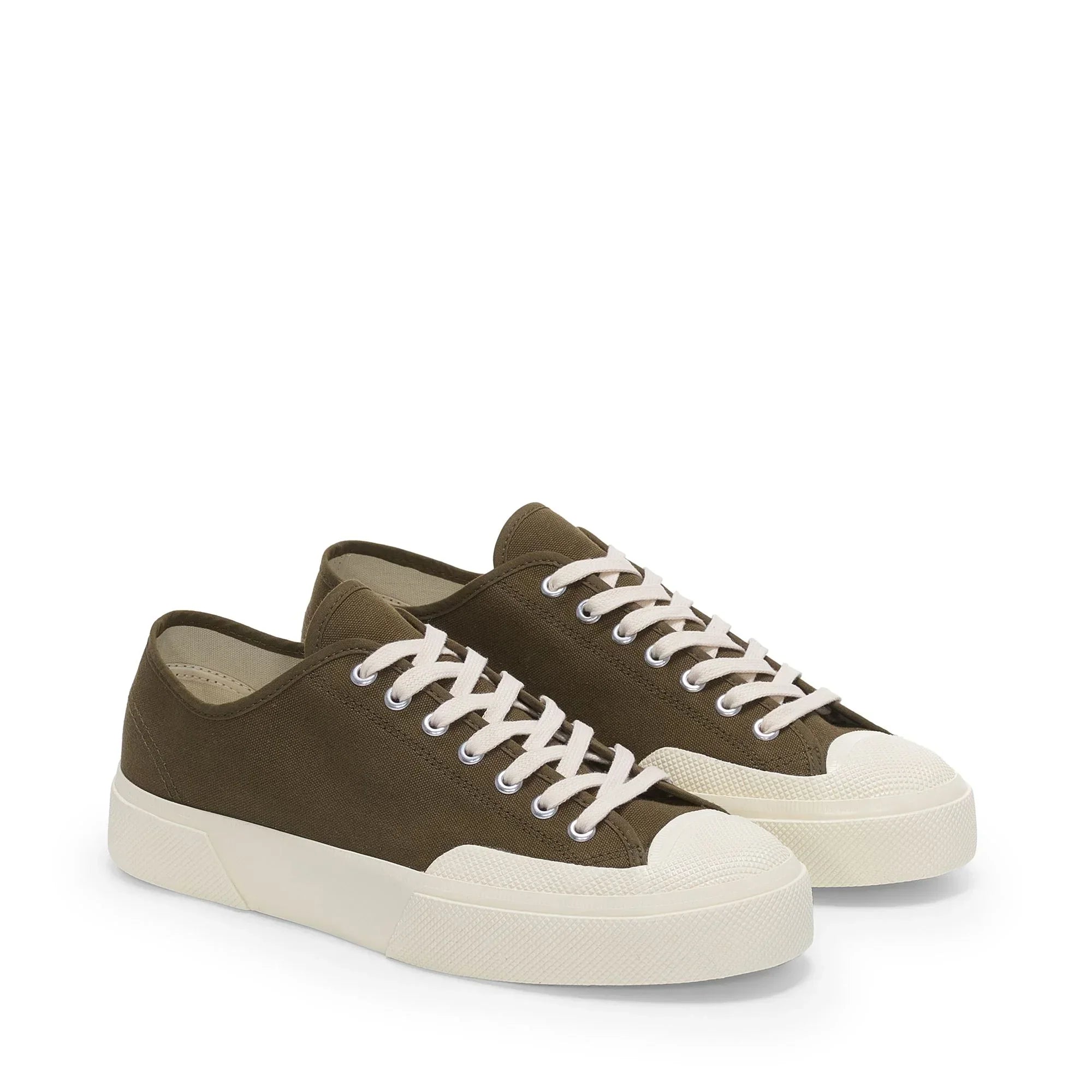 Sneakers basse da uomo in tela verde oliva con suola bianca, stile casual moderno