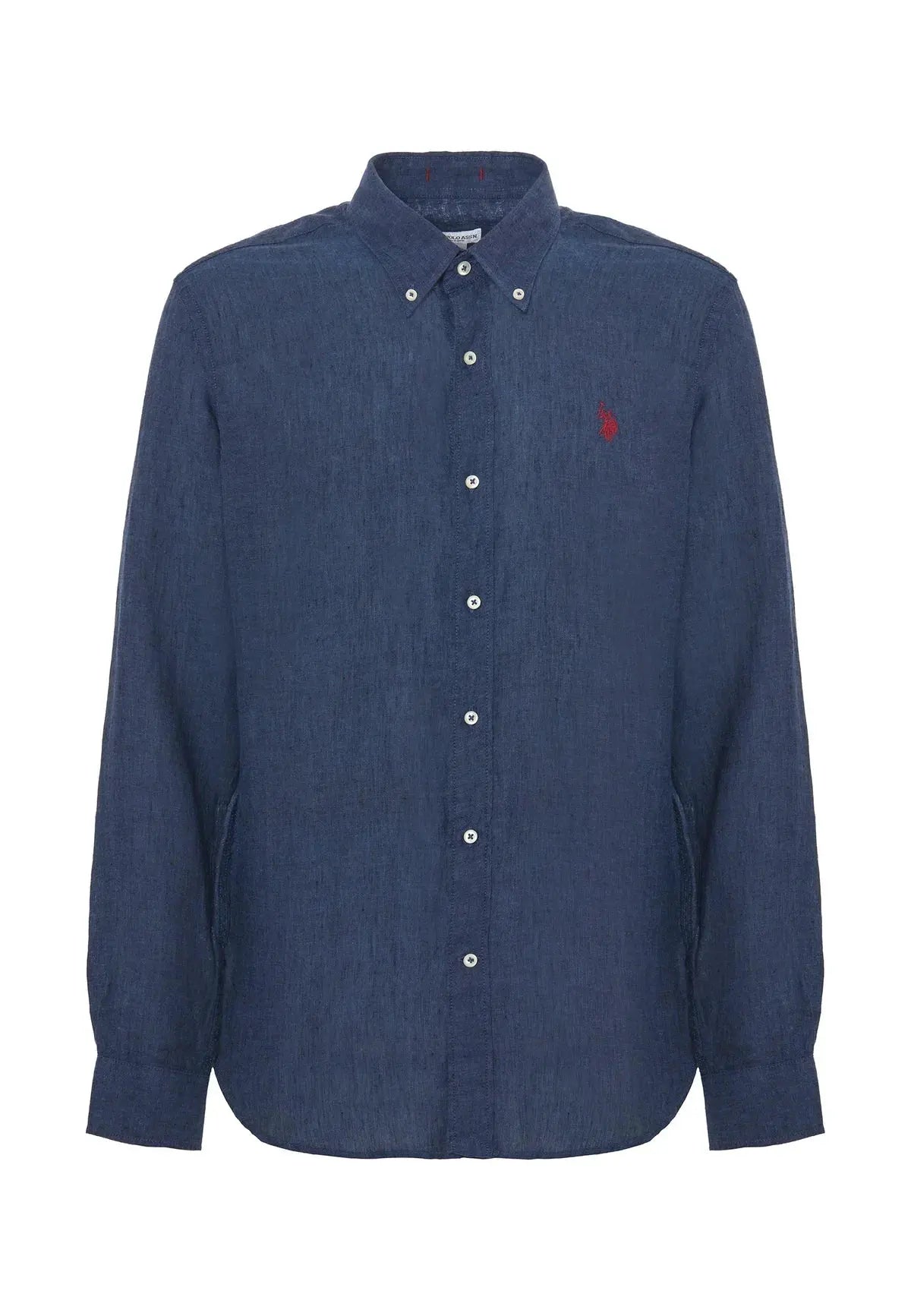 Camicia uomo lino blu maniche lunghe, bottoni bianchi, logo ricamato rosso sul petto.