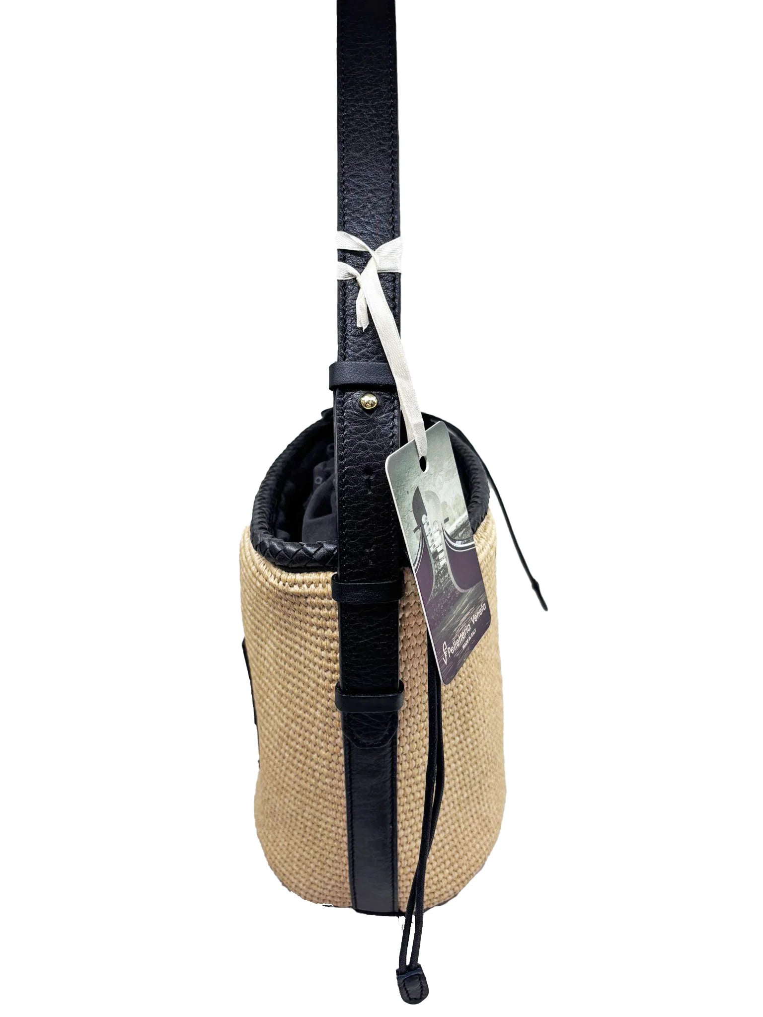 Pelletteria Veneta P26821-NERO STRAW BUCKET HAND BAG