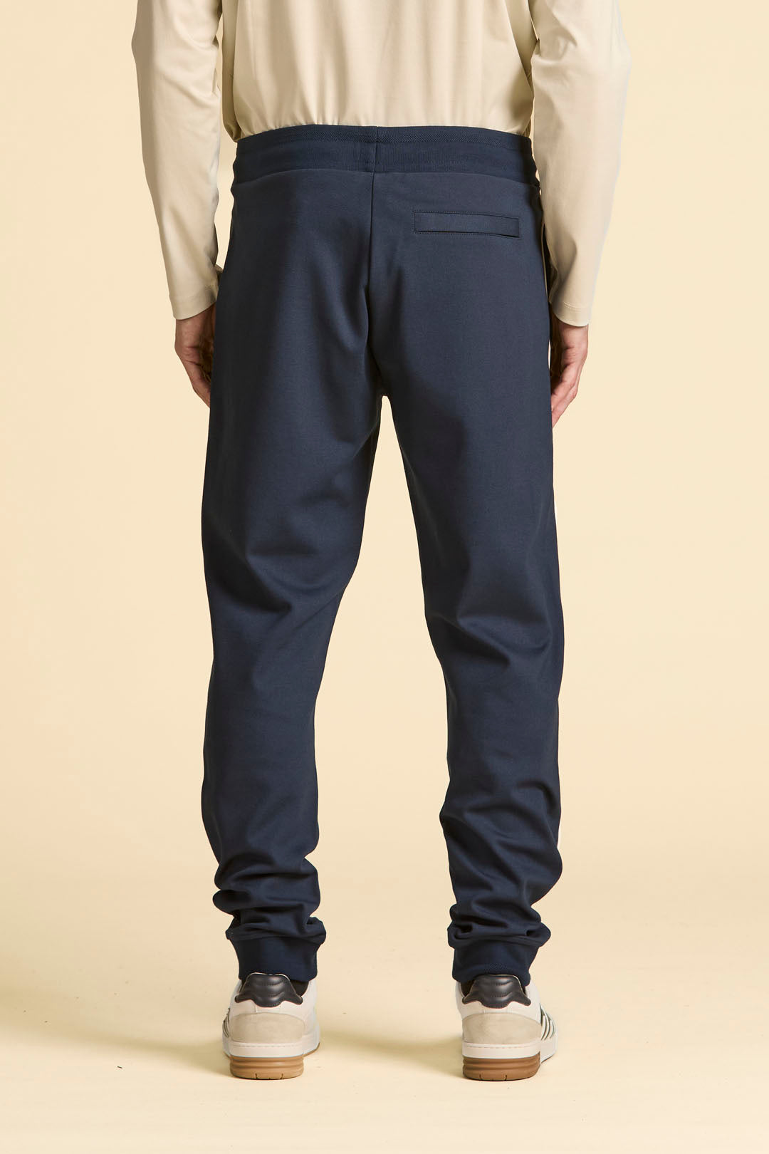 AERONAUTICA MILITARE PF1004UF00667 08184 SWEAT PANT INTERLOCK CON PATCH E PIPING - Atelier Fratelli Carbè