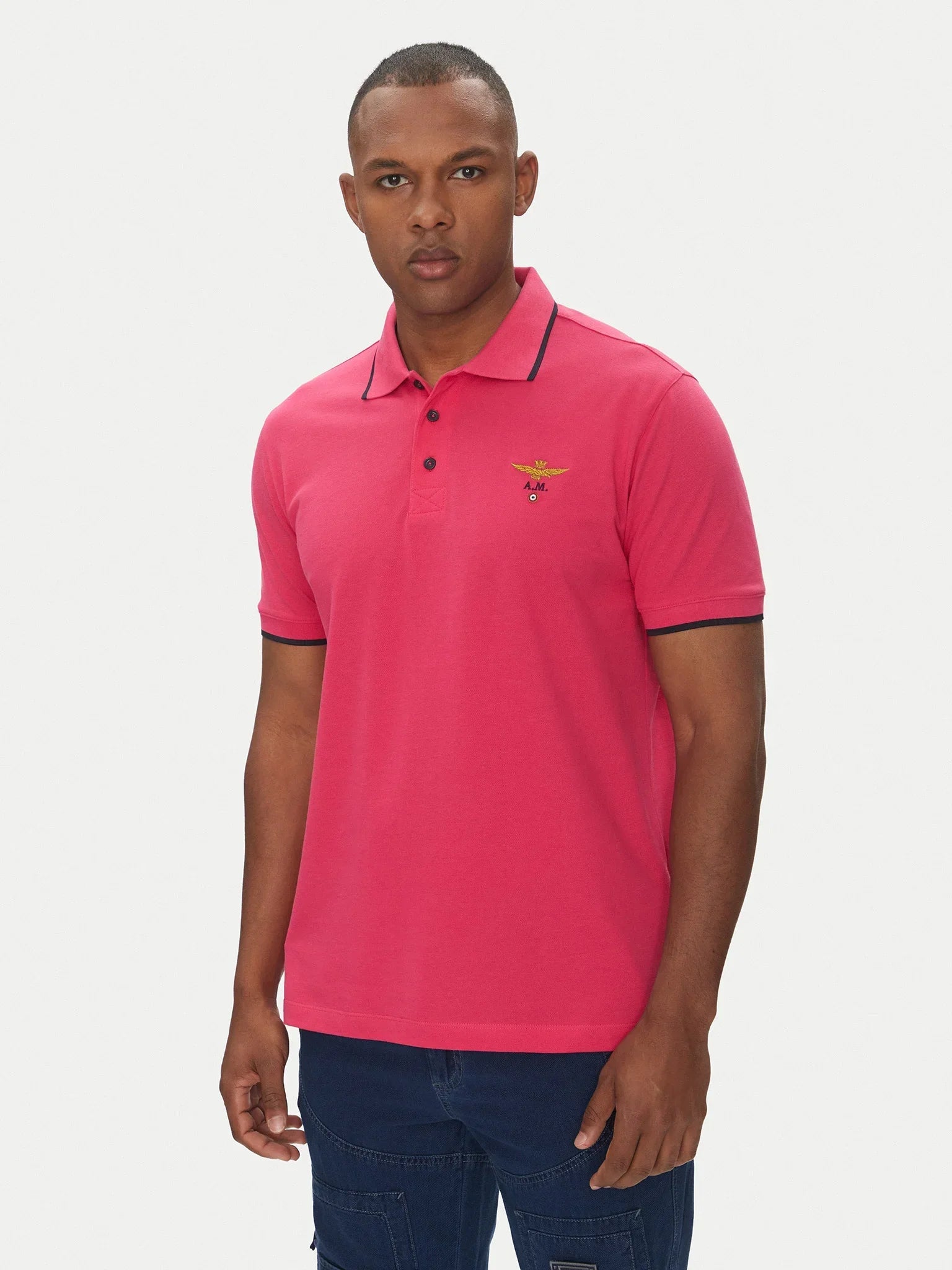 Polo uomo cotone fucsia con logo ricamato, stile casual, maniche corte