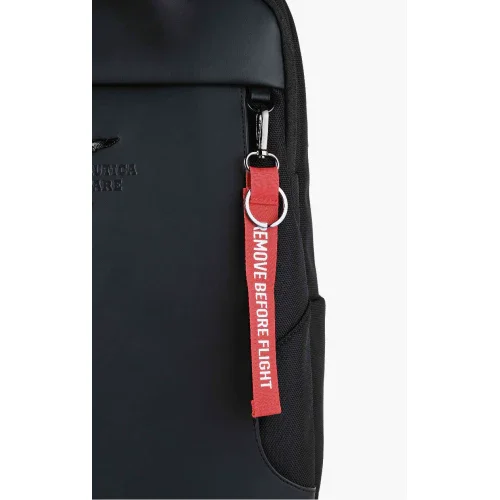 Borsa porta computer nera con dettaglio rosso 'REMOVE BEFORE FLIGHT', accessori uomo
