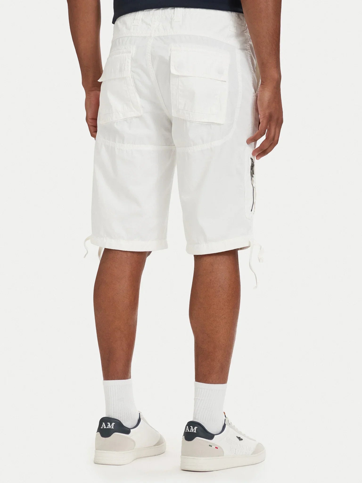 Pantaloncini bianchi da uomo regular fit con tasche, stile casual estivo