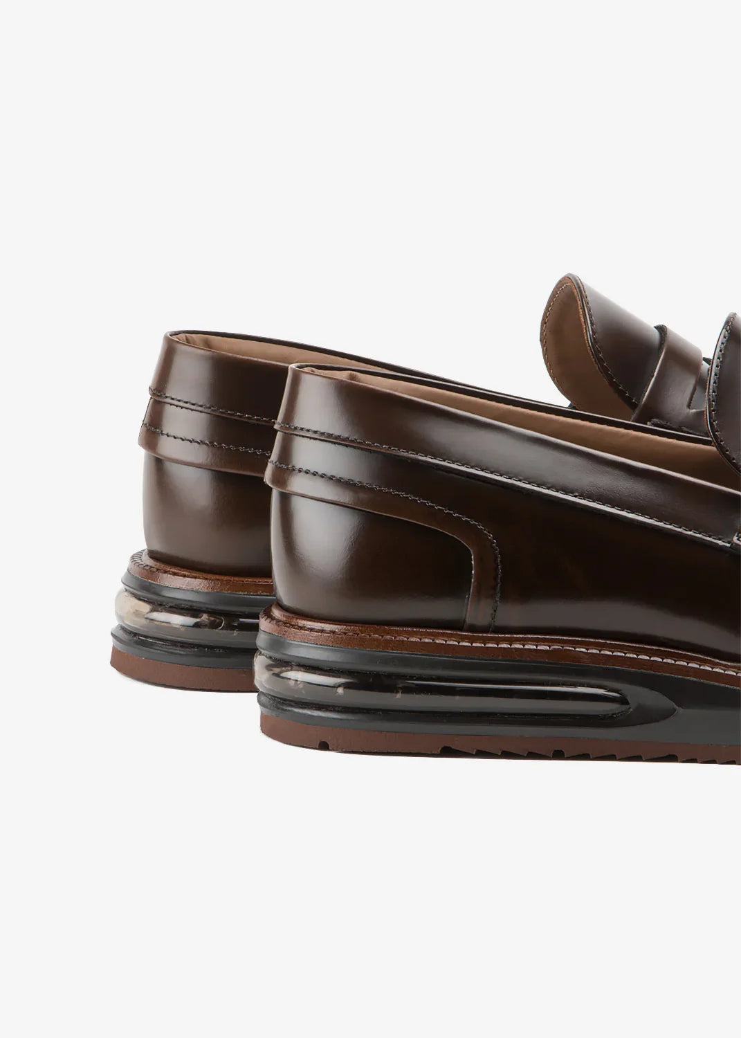 mocassini uomo in pelle marrone con suola air, dettaglio posteriore, stile elegante