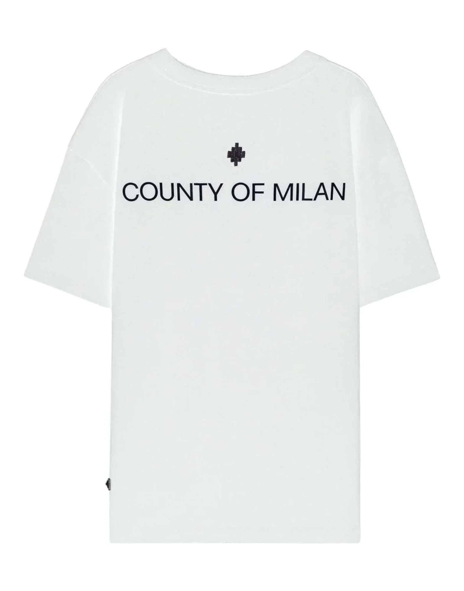 T-shirt bianca uomo girocollo con stampa "County of Milan" nera sul retro, maniche corte.