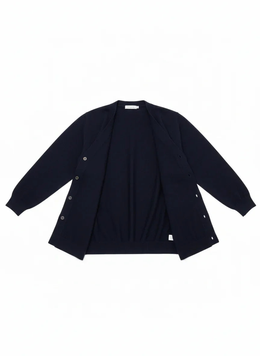 Cardigan uomo blu scuro in maglia leggera con bottoni, design classico elegante