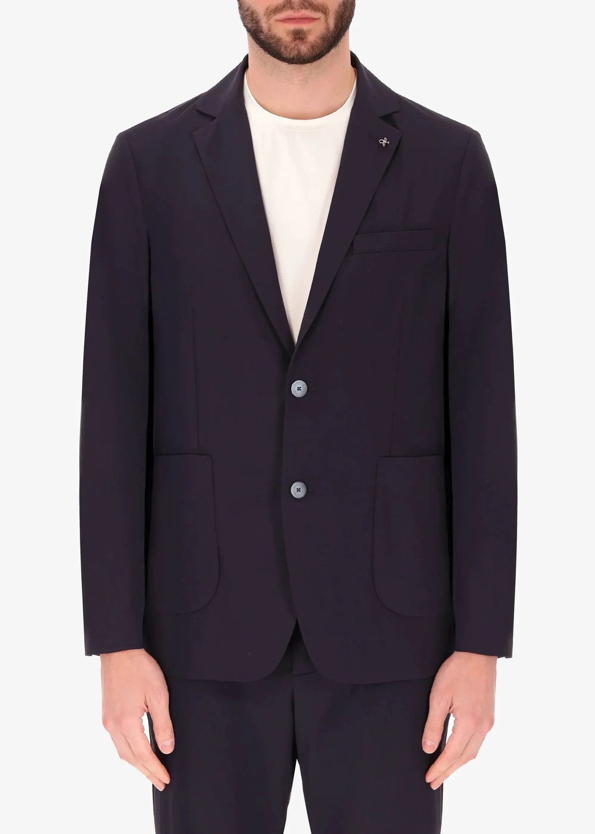 Giacca uomo blu elegante con due bottoni e tasche applicate, stile moderno.