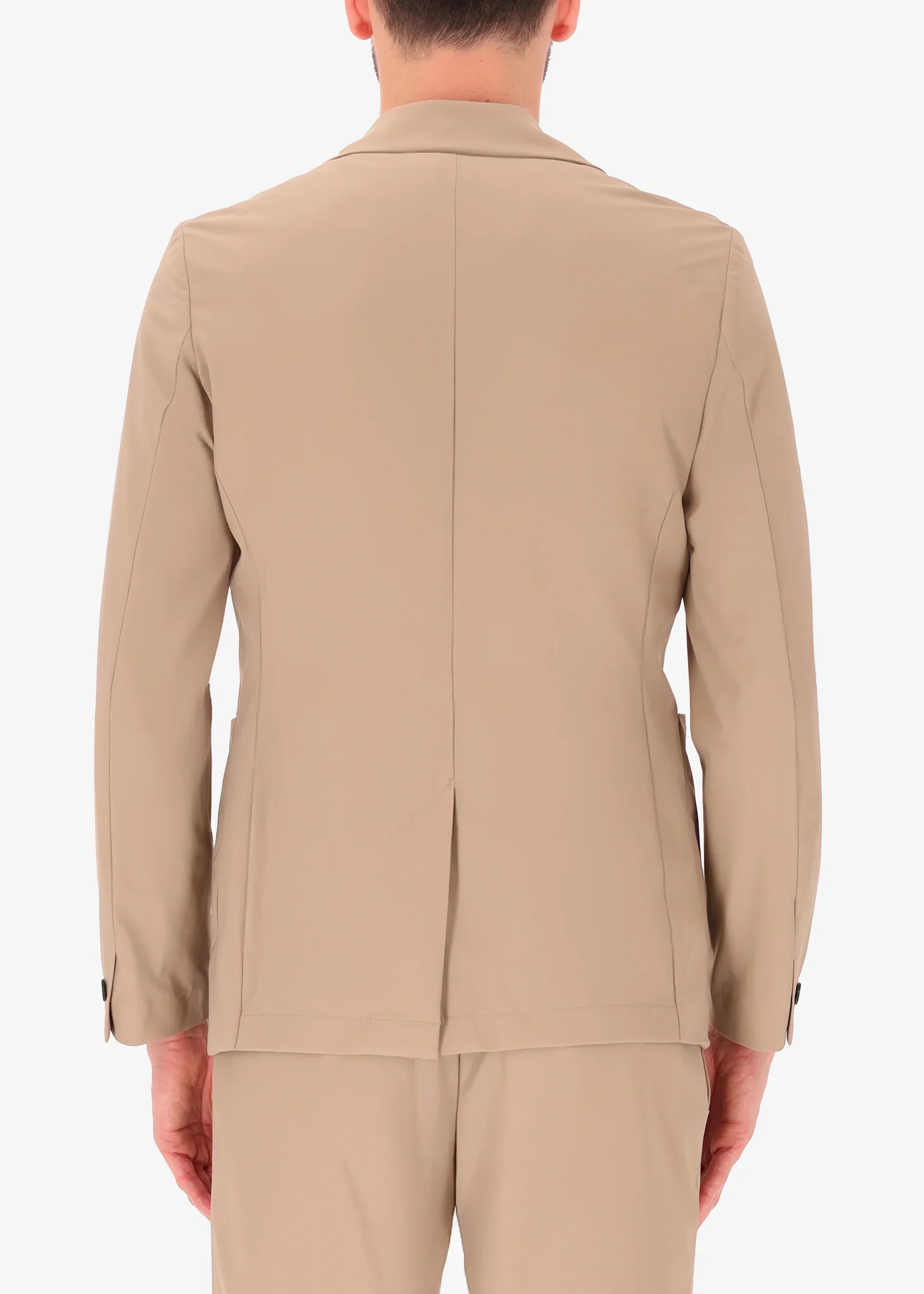 Giacca elegante uomo beige vista posteriore, abbigliamento classico sartoriale