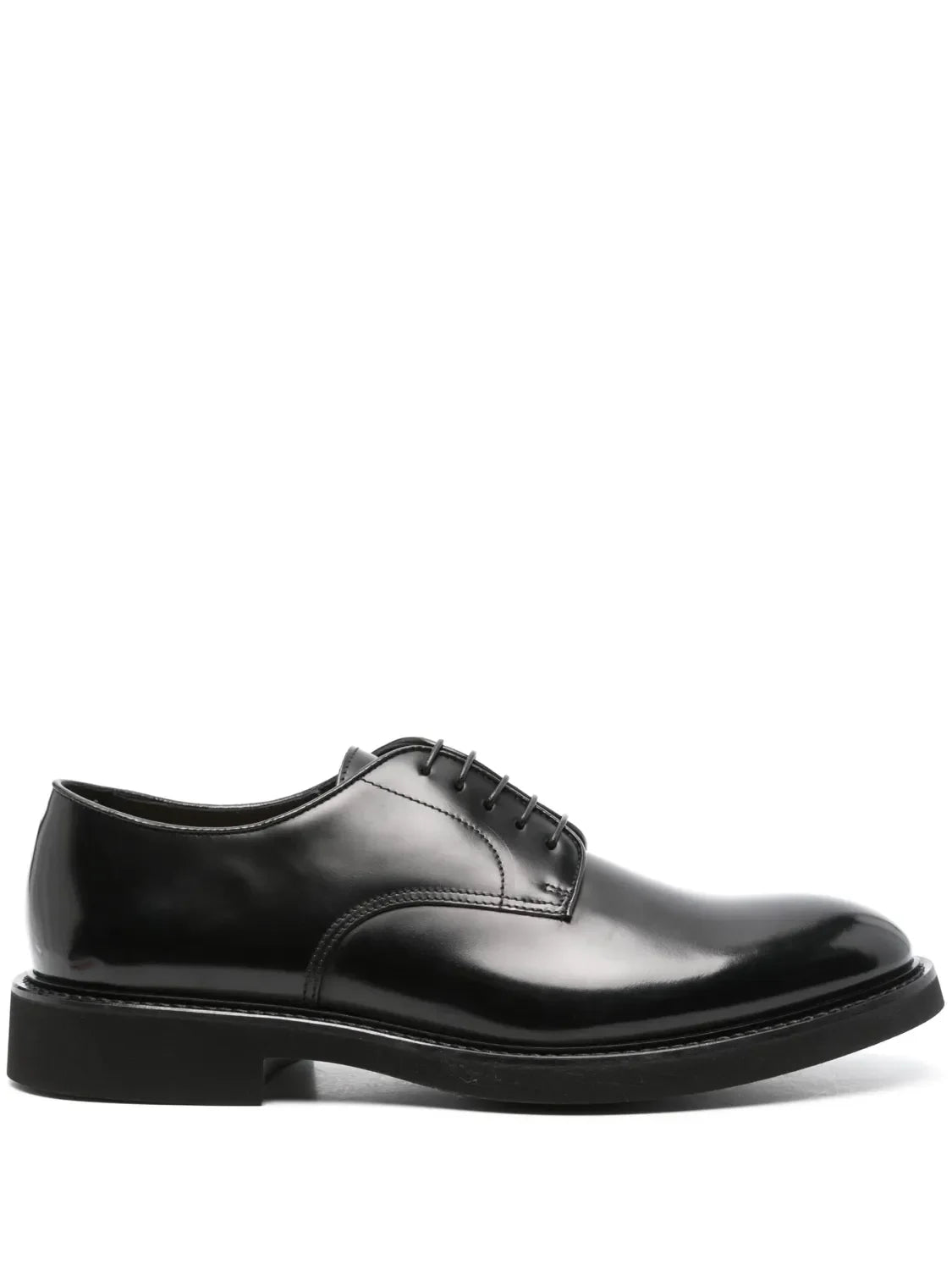 Scarpa derby nera elegante da uomo in pelle lucida con suola spessa, stile classico