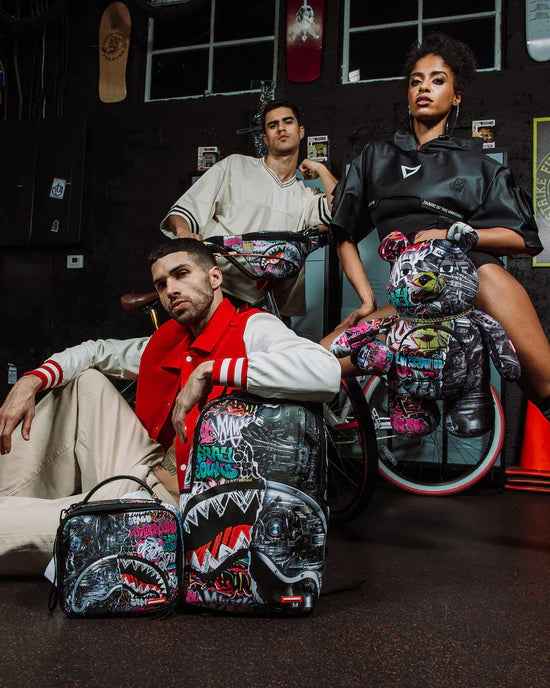 SPRAYGROUND B8052  BACKPACK SPLIT CYBERSHARK MONEYBEAR TEDDY BEAR - Atelier Fratelli Carbè
