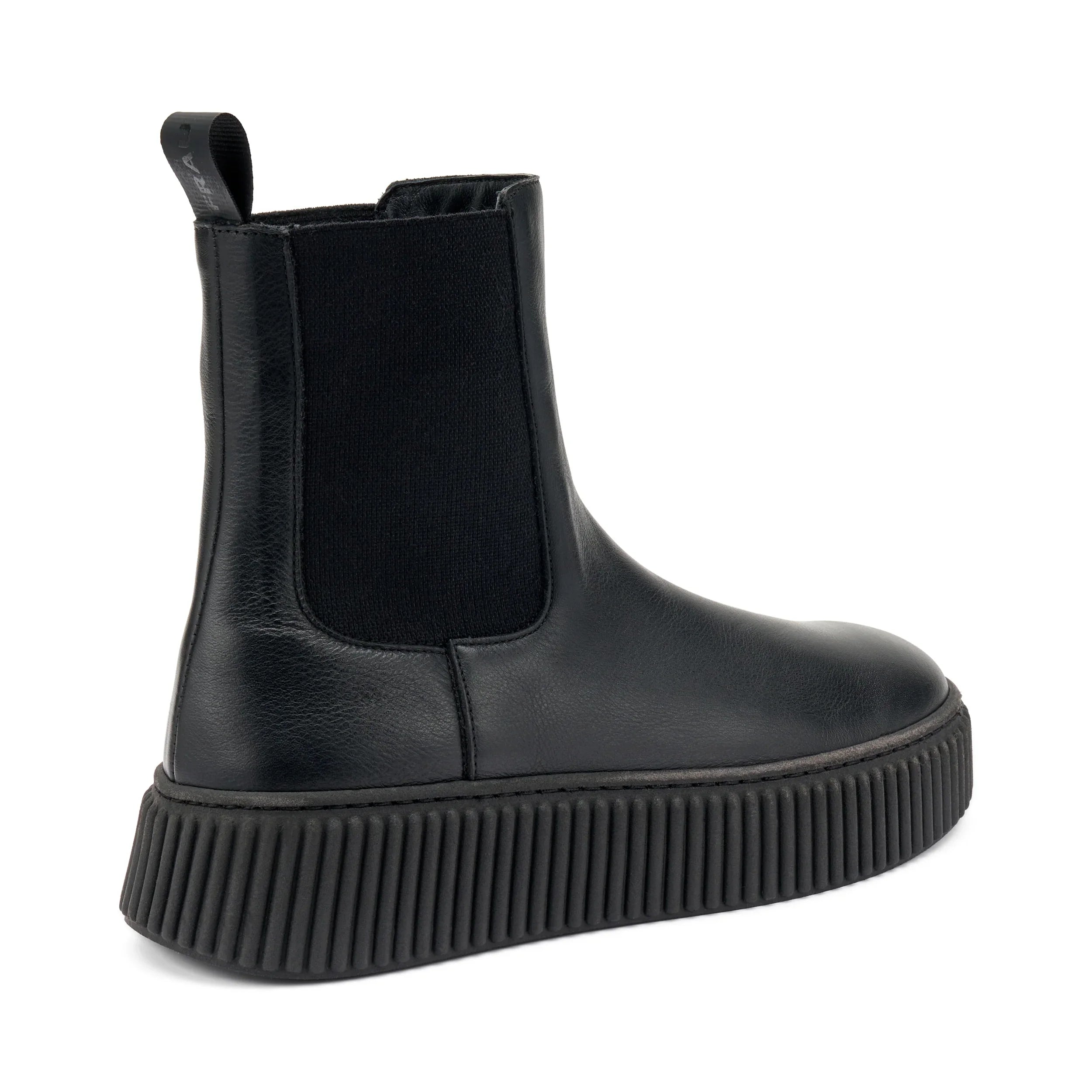 Stivaletto Chelsea donna nero in pelle con elastico laterale e suola alta, moda italiana