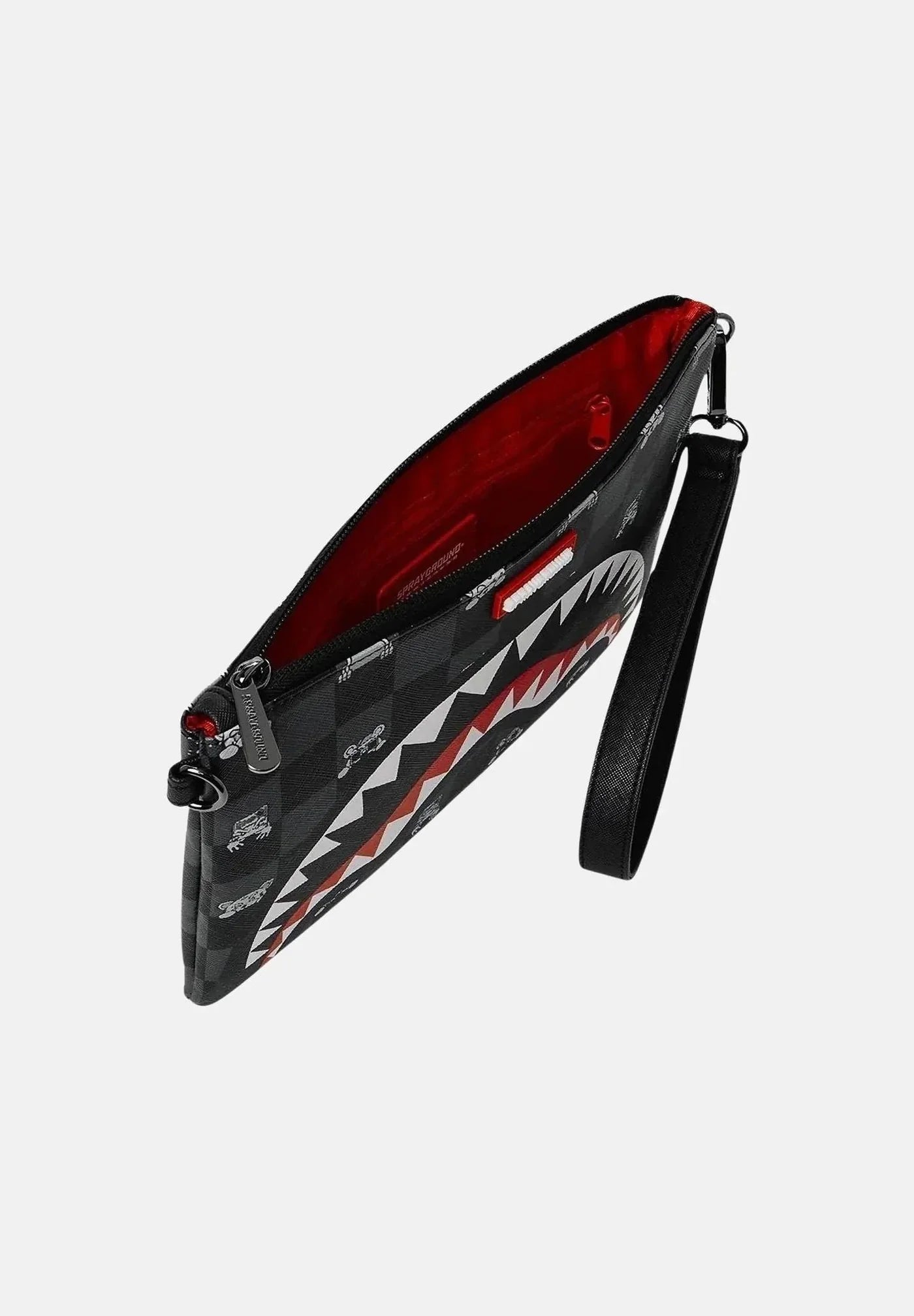 Pochette uomo nera con motivo geometrico, dettagli rossi e polsino, interno rosso.