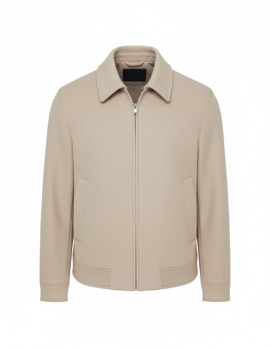 Giubbotto uomo beige in panno, zip frontale, tasche laterali, stile elegante e moderno