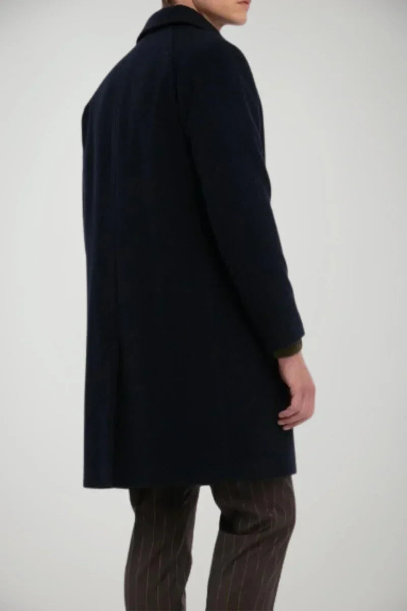 Cappotto uomo blu scuro in lana, vestibilità classica, visto di schiena
