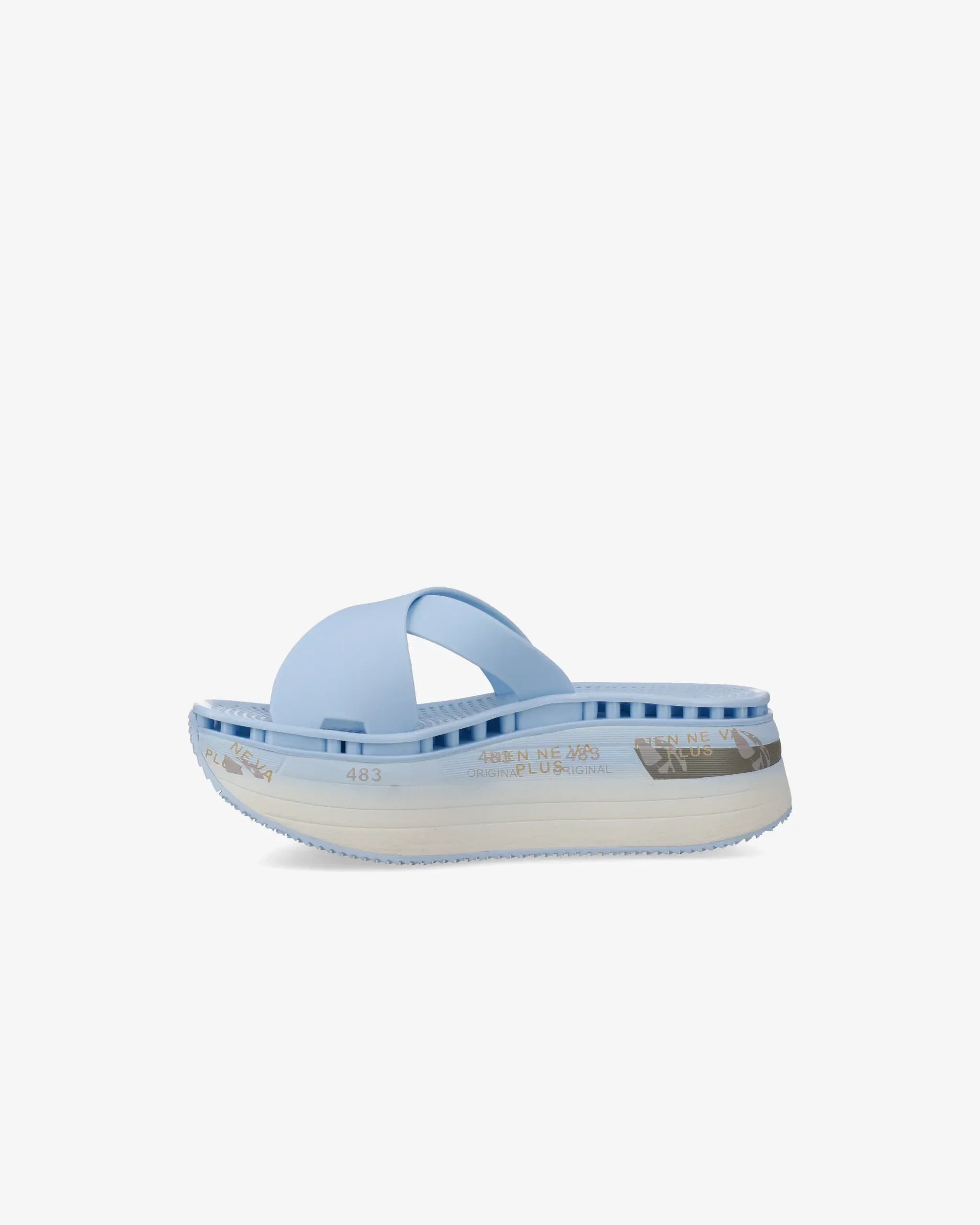 Sandalo donna platform azzurro chiaro con fasce incrociate e suola alta bianca