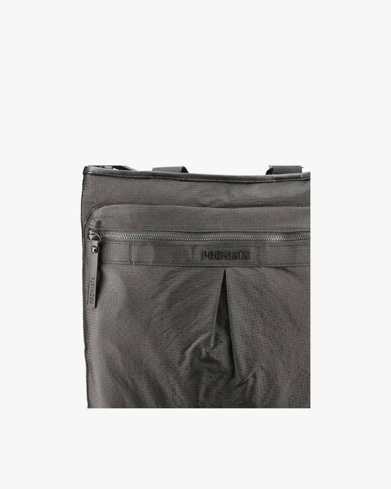 Zaino grigio da uomo con tasca frontale e zip, design moderno, tessuto tecnico