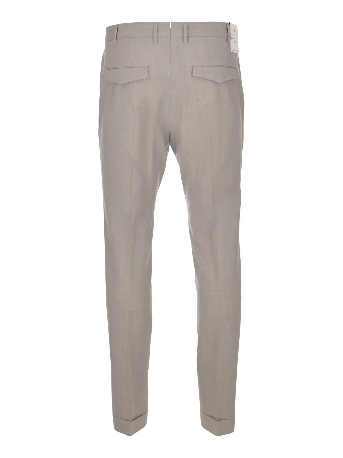Pantalone uomo elegante beige chiaro con tasche posteriori a filetto e risvolto, vista retro