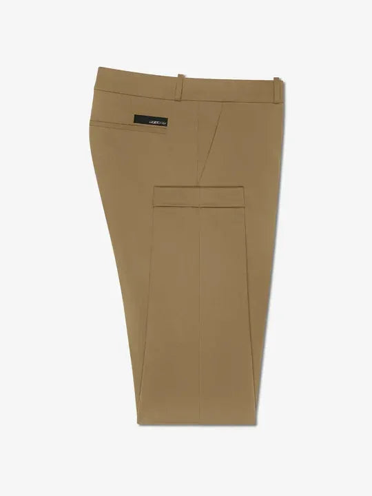 Pantaloni chino uomo beige, taglio classico, tasca posteriore, fondo risvoltato.