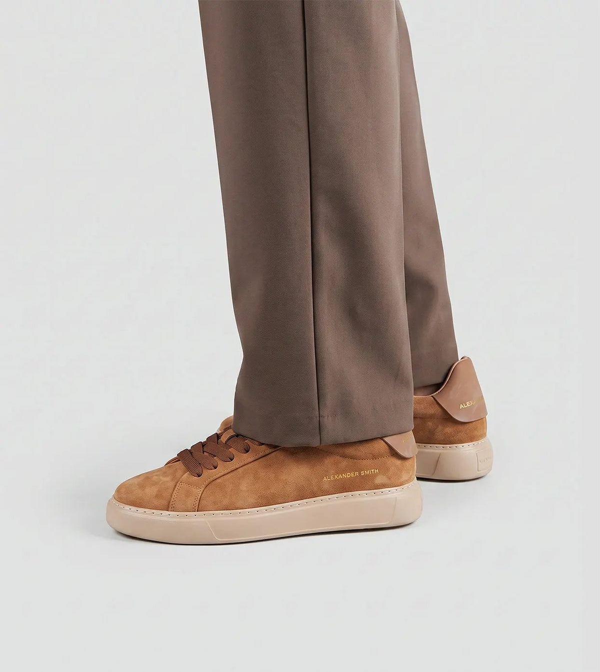 ALEXANDER SMITH ASBESOM 3669 CNG SNEAKER SOHO MAN COGNAC by ALEXANDER SMITH