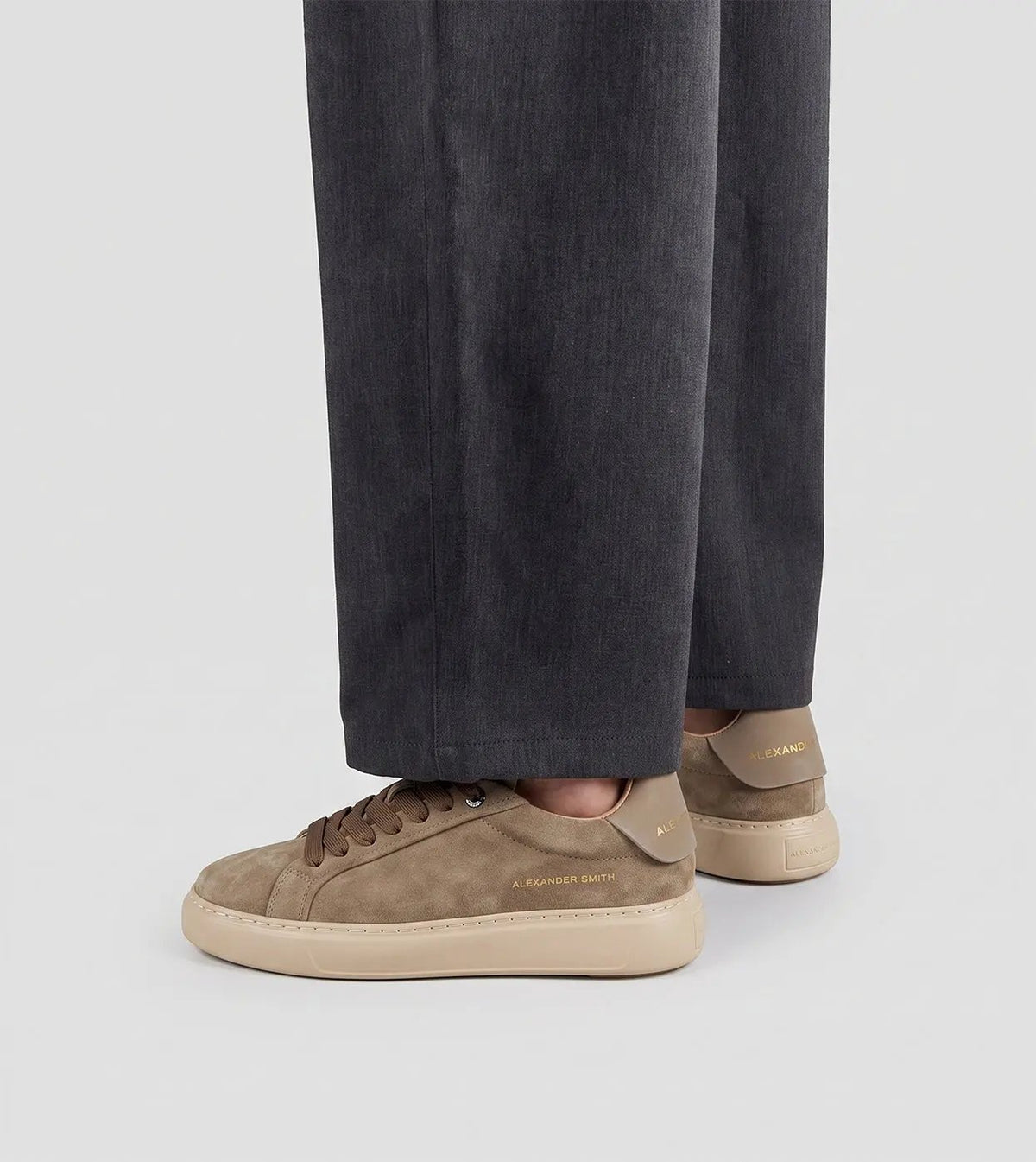 ALEXANDER SMITH ASBESOM 3669 TAU SNEAKER SOHO MAN TAUPE by ALEXANDER SMITH