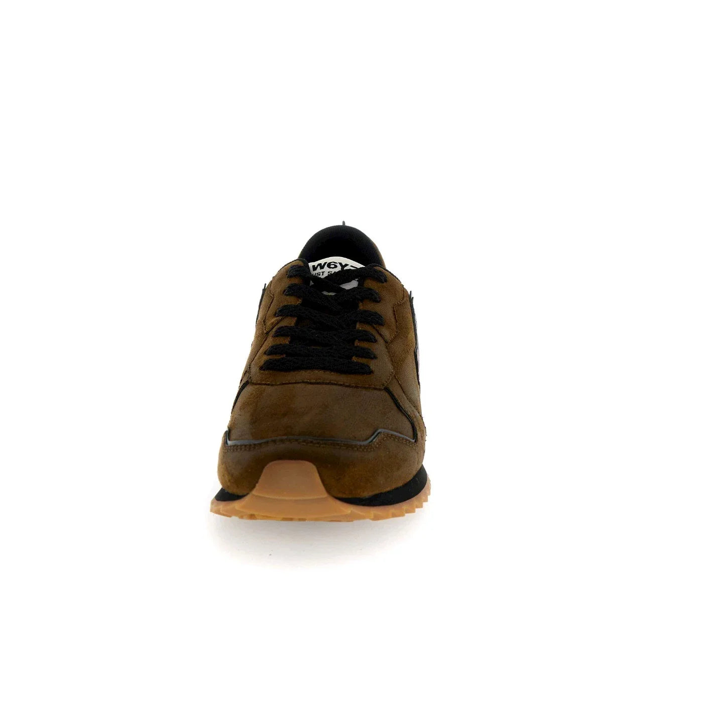 Sneaker uomo marrone e nera con suola beige, vista frontale, stile casual elegante