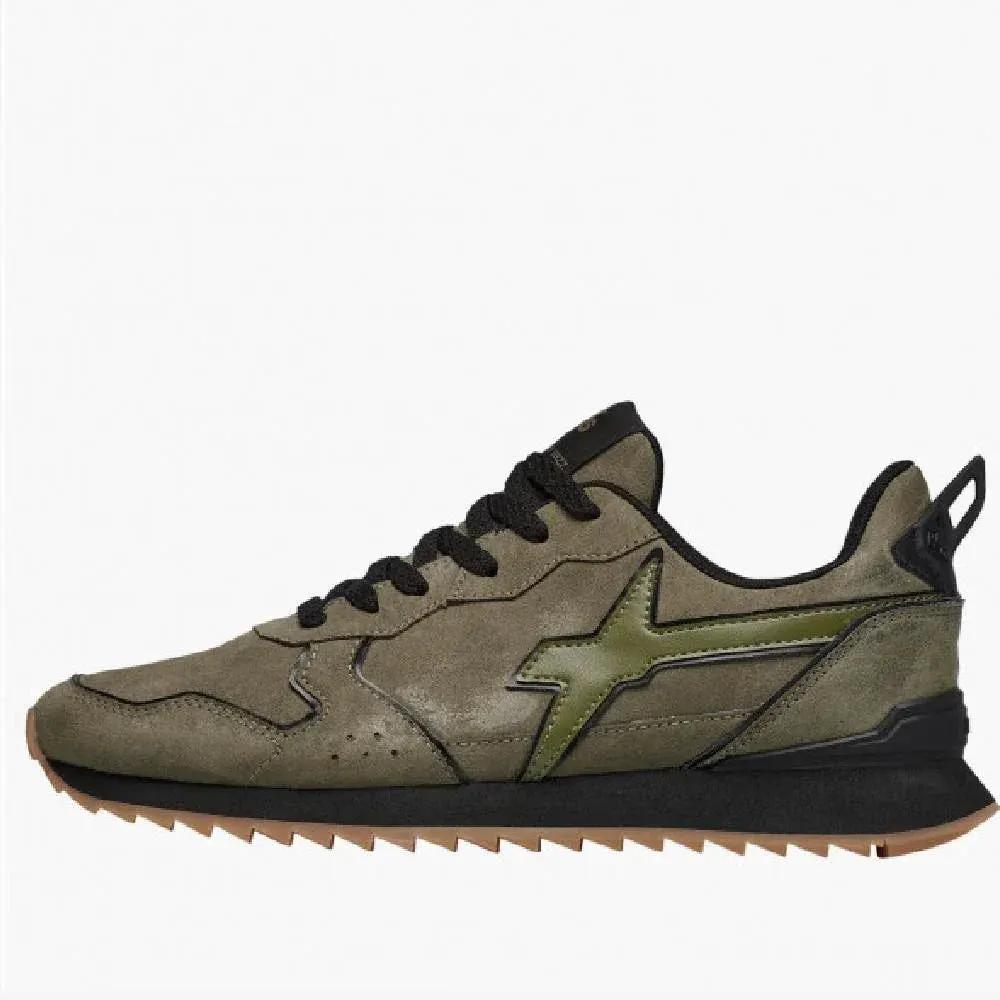 Sneaker uomo verde militare con dettagli neri, suola in gomma, stile sportivo moda
