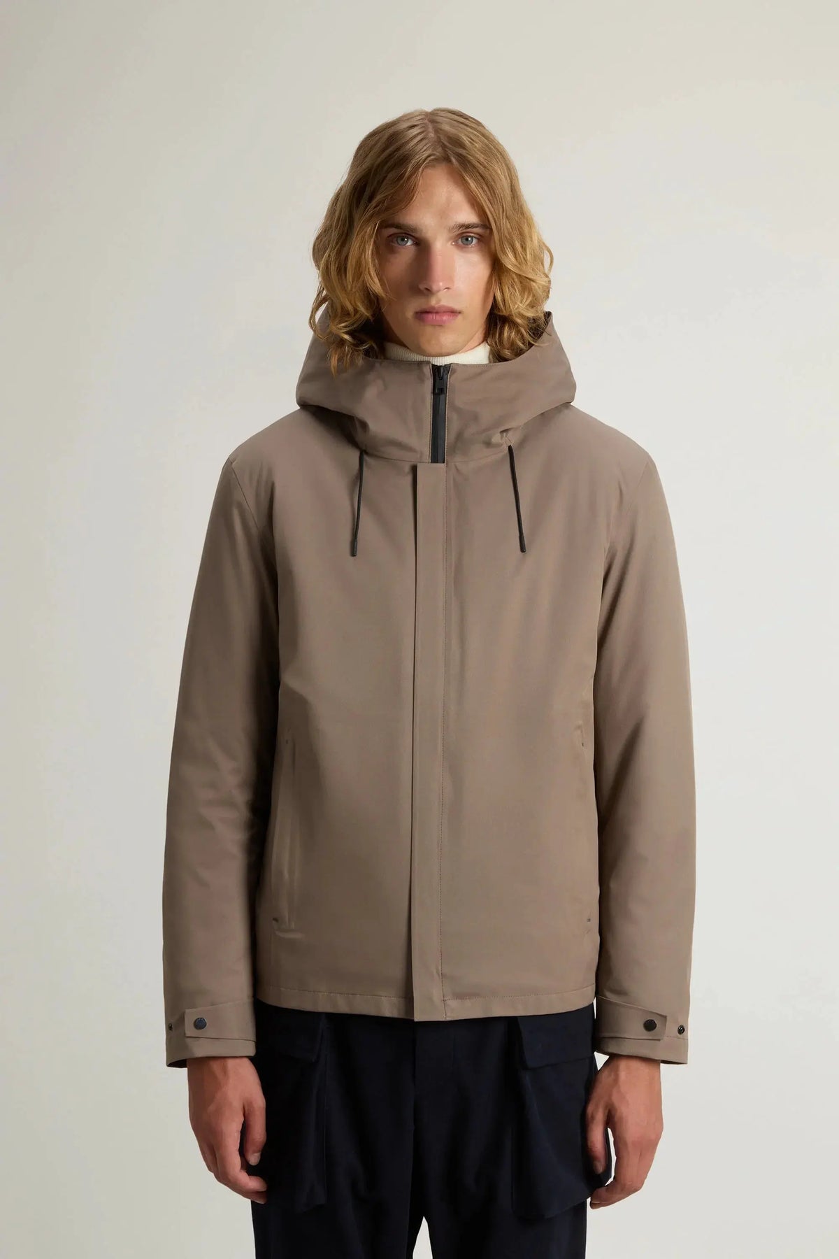Giacca 3 in 1 uomo color tortora con cappuccio e zip, stile moderno, moda autunno inverno
