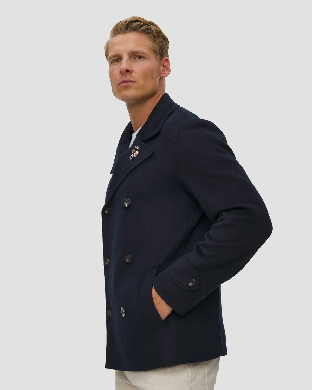 Giacca a doppiopetto con spille Aeronautica Militare AB3057UCT04330 Sky Captain - Dettaglio rever e spilla