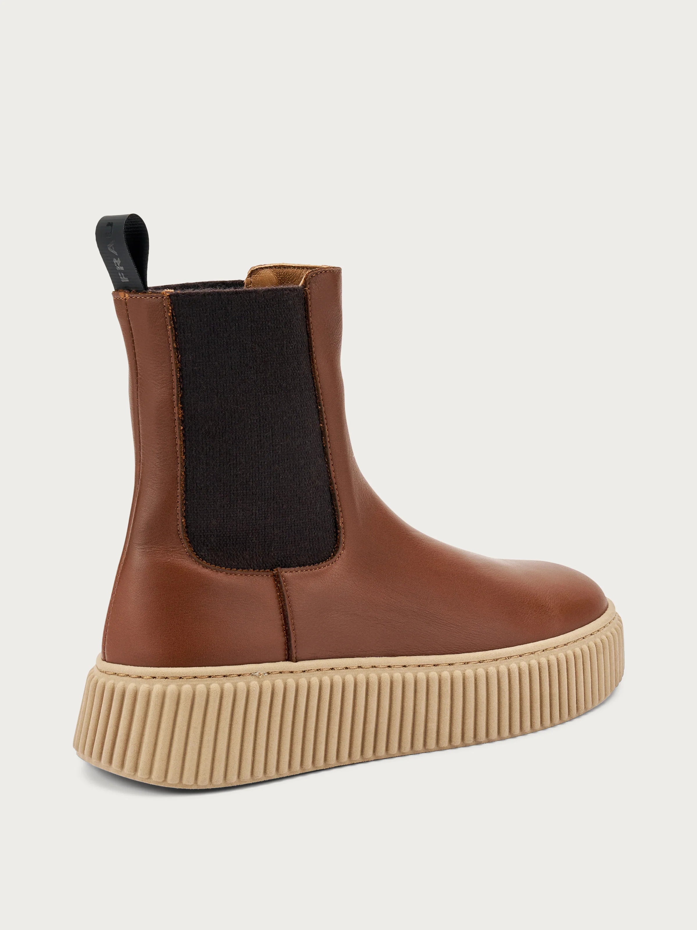 FRAU 40L5 TA  LOAFER Beatles in pelle con suola scanalata