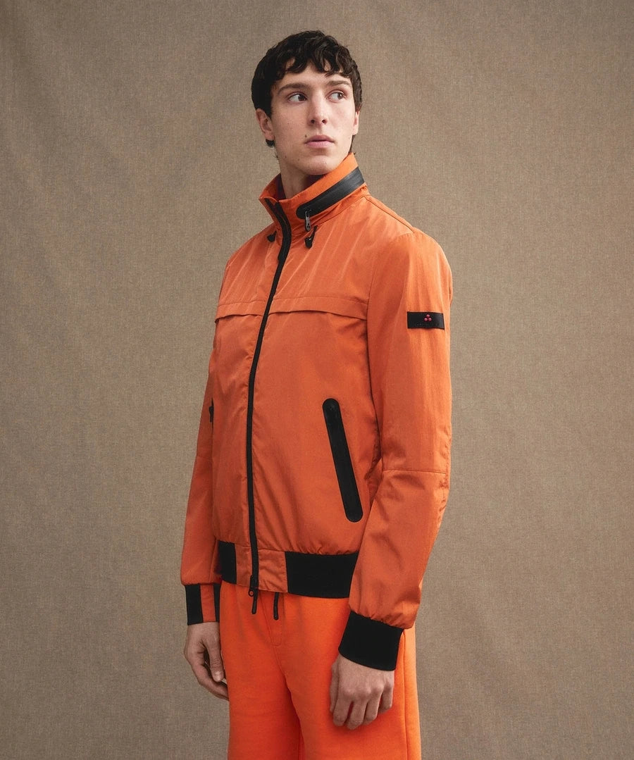 PEUTEREY SKANOR BOMBER IN NYLON CON CAPPUCCIO ESTRAIBILE