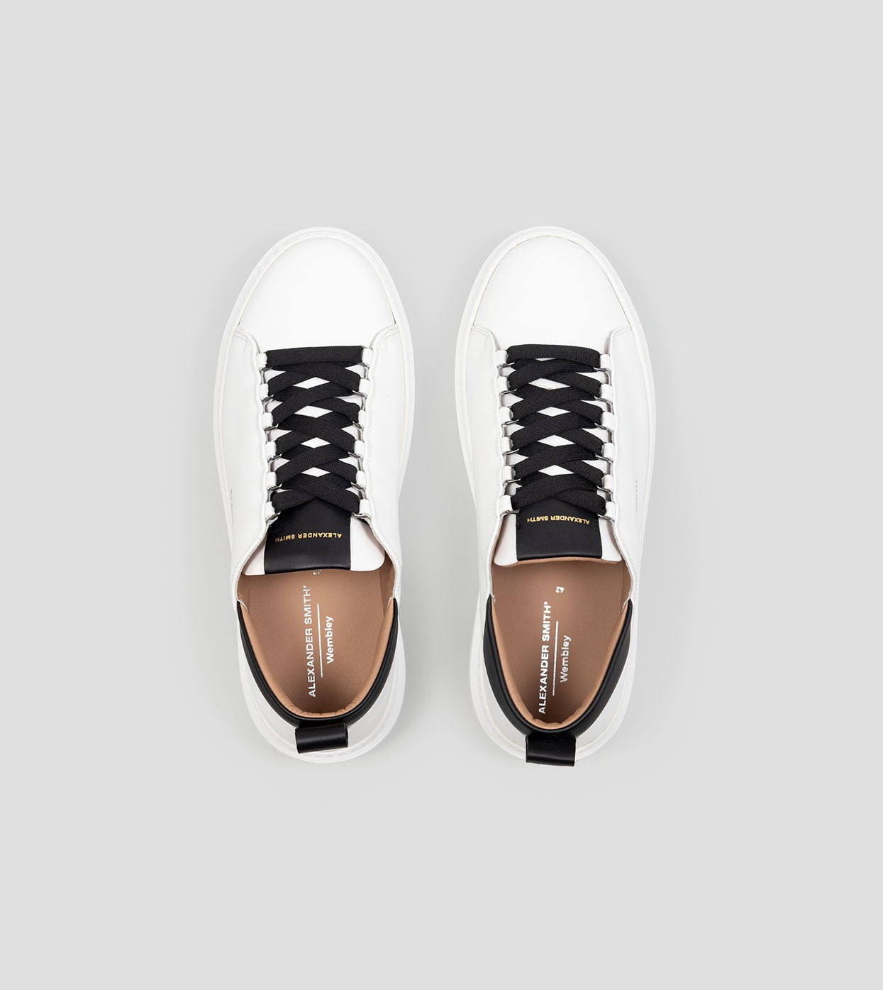 ALEXANDER SMITH WYW 2661 WBK WEMBLEY MAN WHITE BLACK